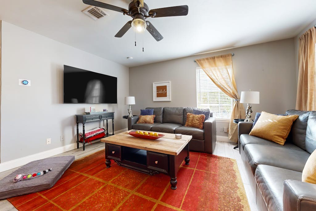 Dog-friendly country cottage with scenic hill views, wrap-around porch, and W/D
