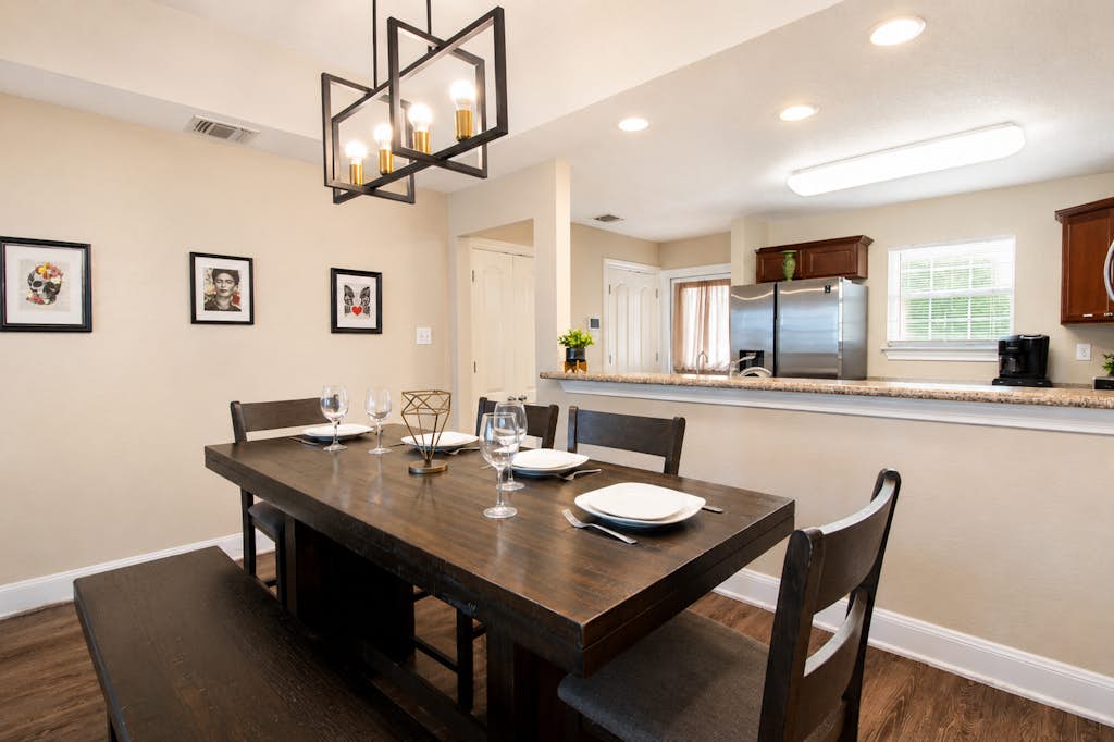 Cozy 3BR Steps to Alamodome | Close to Downtown