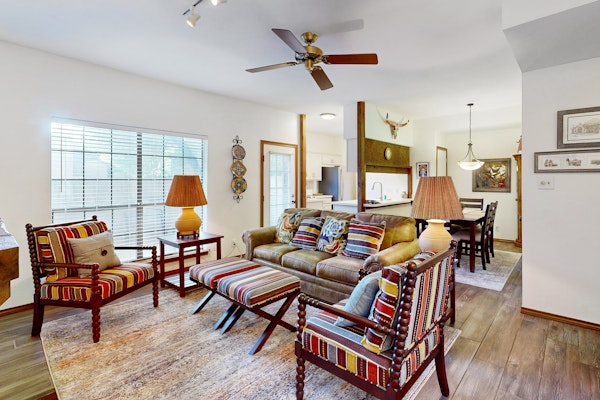 Medical Center Condo for Students and families - 30 day min rental