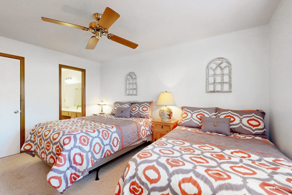 Medical Center Condo for Students and families - 30 day min rental