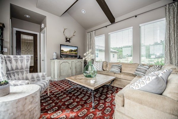 The Century Oak: 3-Unit Estate next to Remi's Ridge & Hayes Hollow