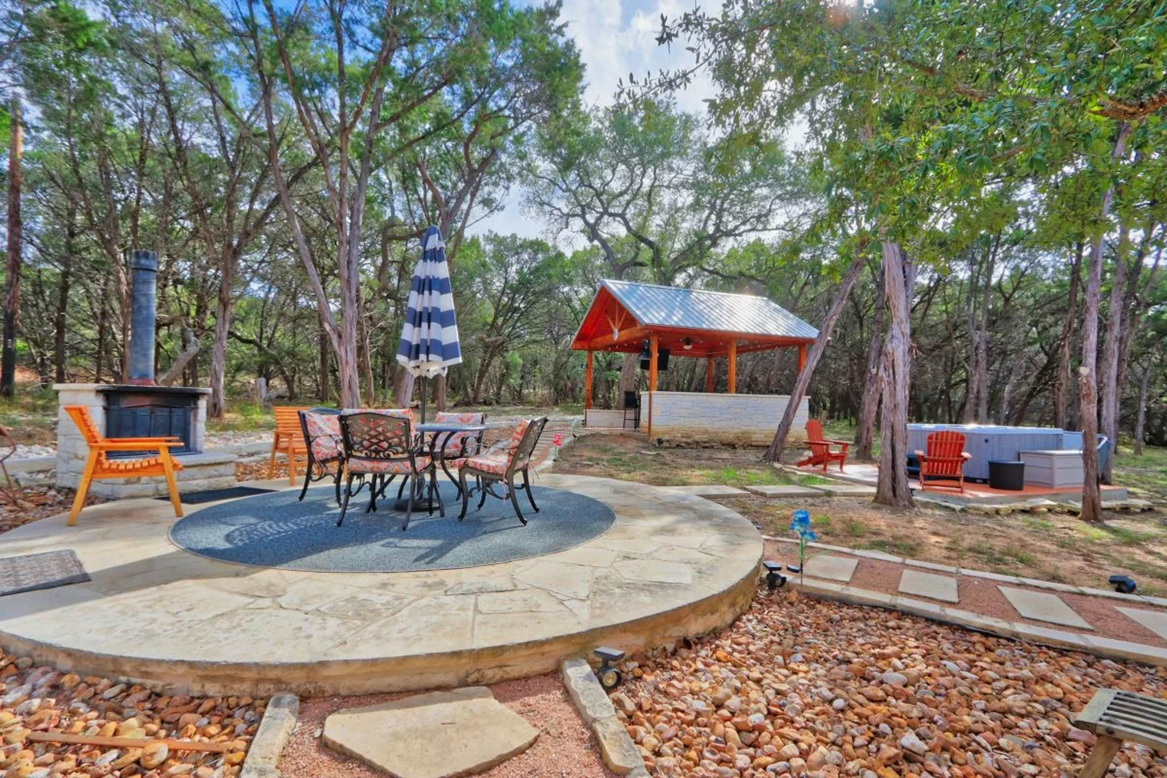 Frontier Ranch Retreat & Cabin