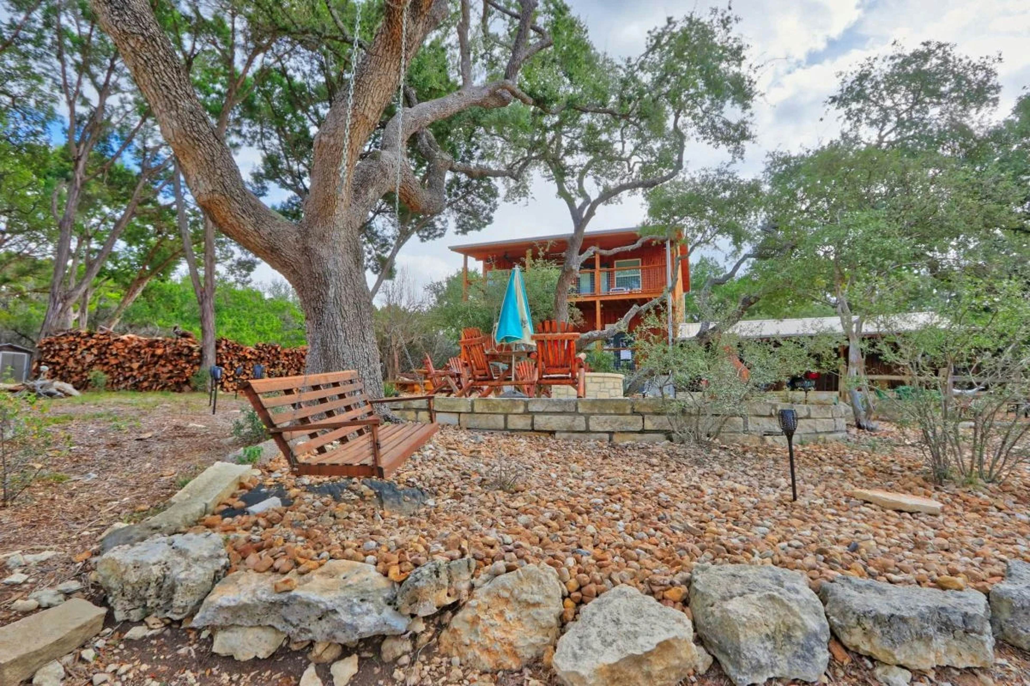 Frontier Ranch Retreat & Cabin