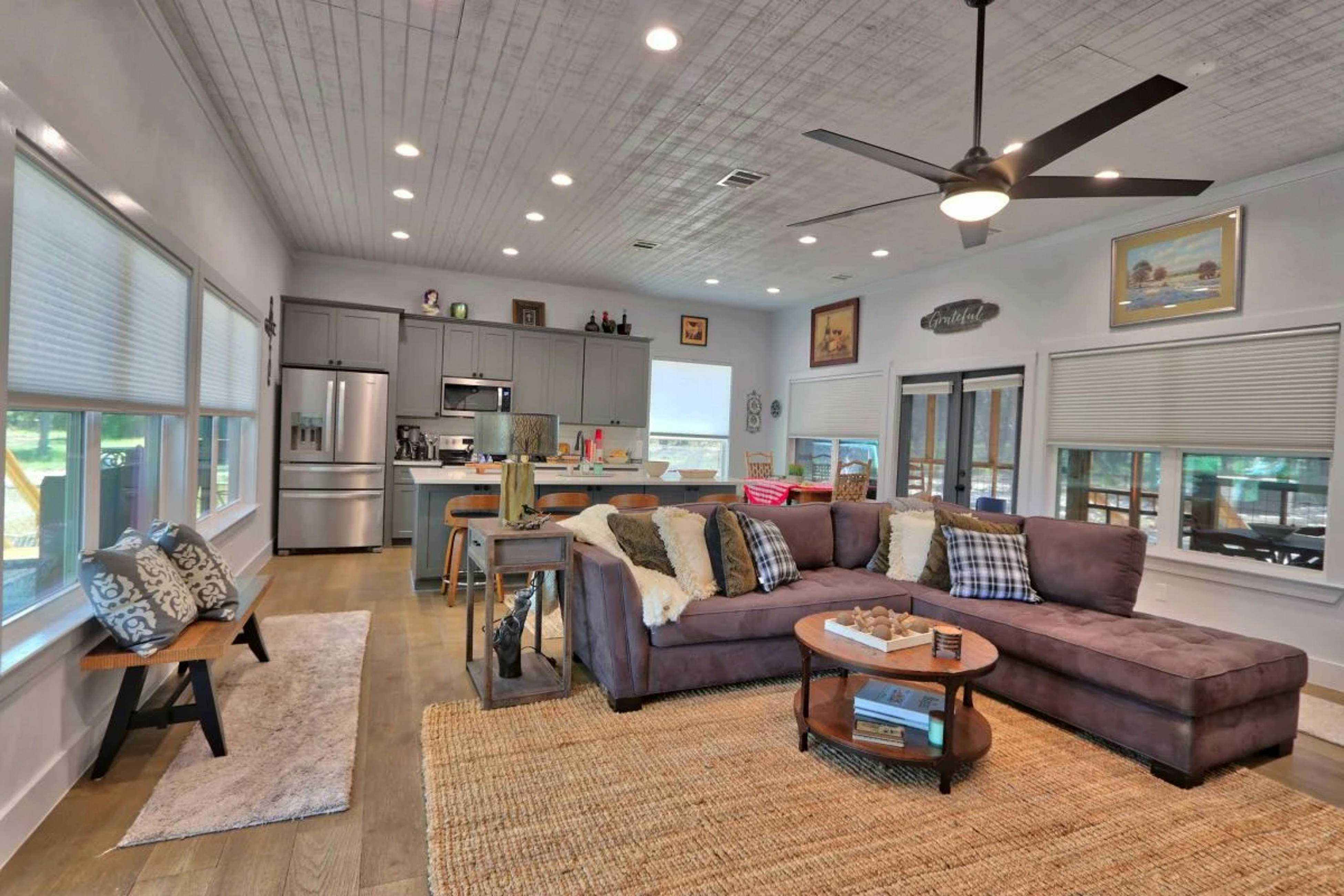 Frontier Ranch Retreat & Cabin