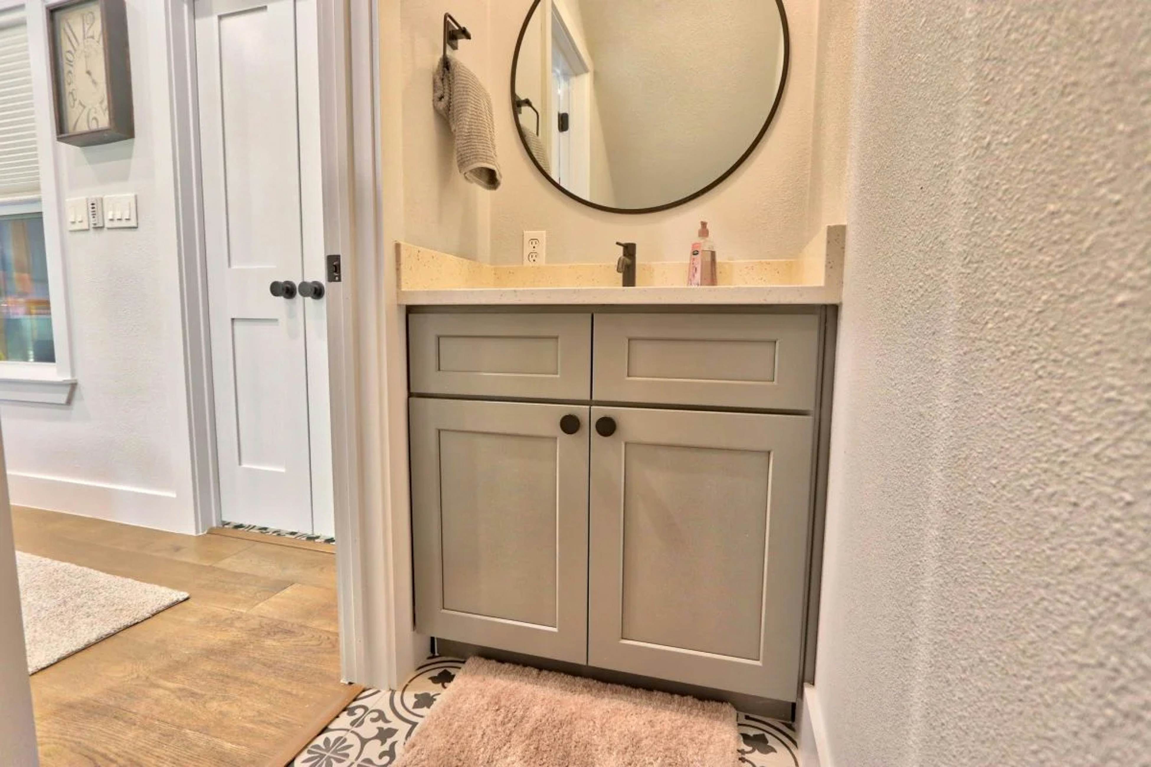 Frontier Ranch Retreat & Cabin