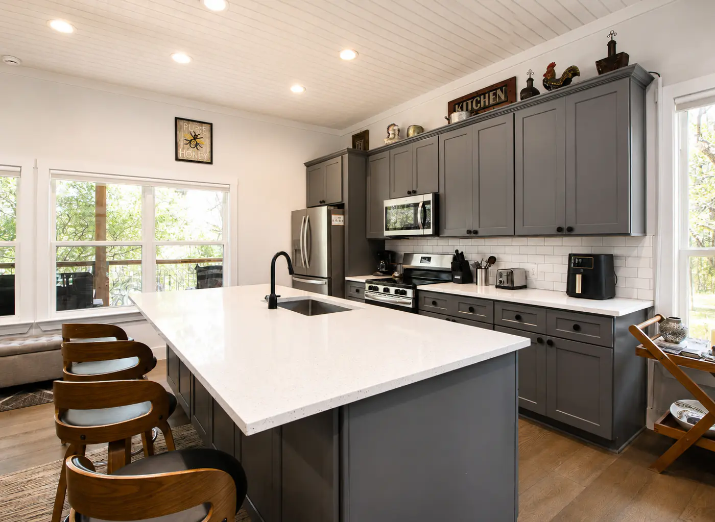 Frontier Ranch Retreat & Cabin