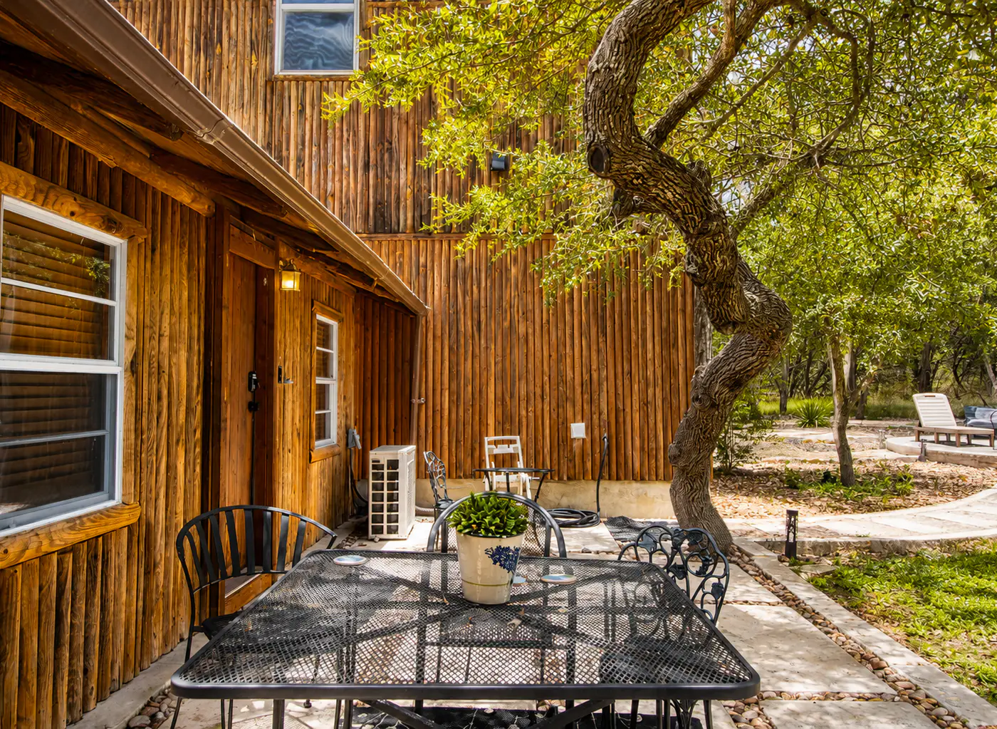 Frontier Ranch Retreat & Cabin