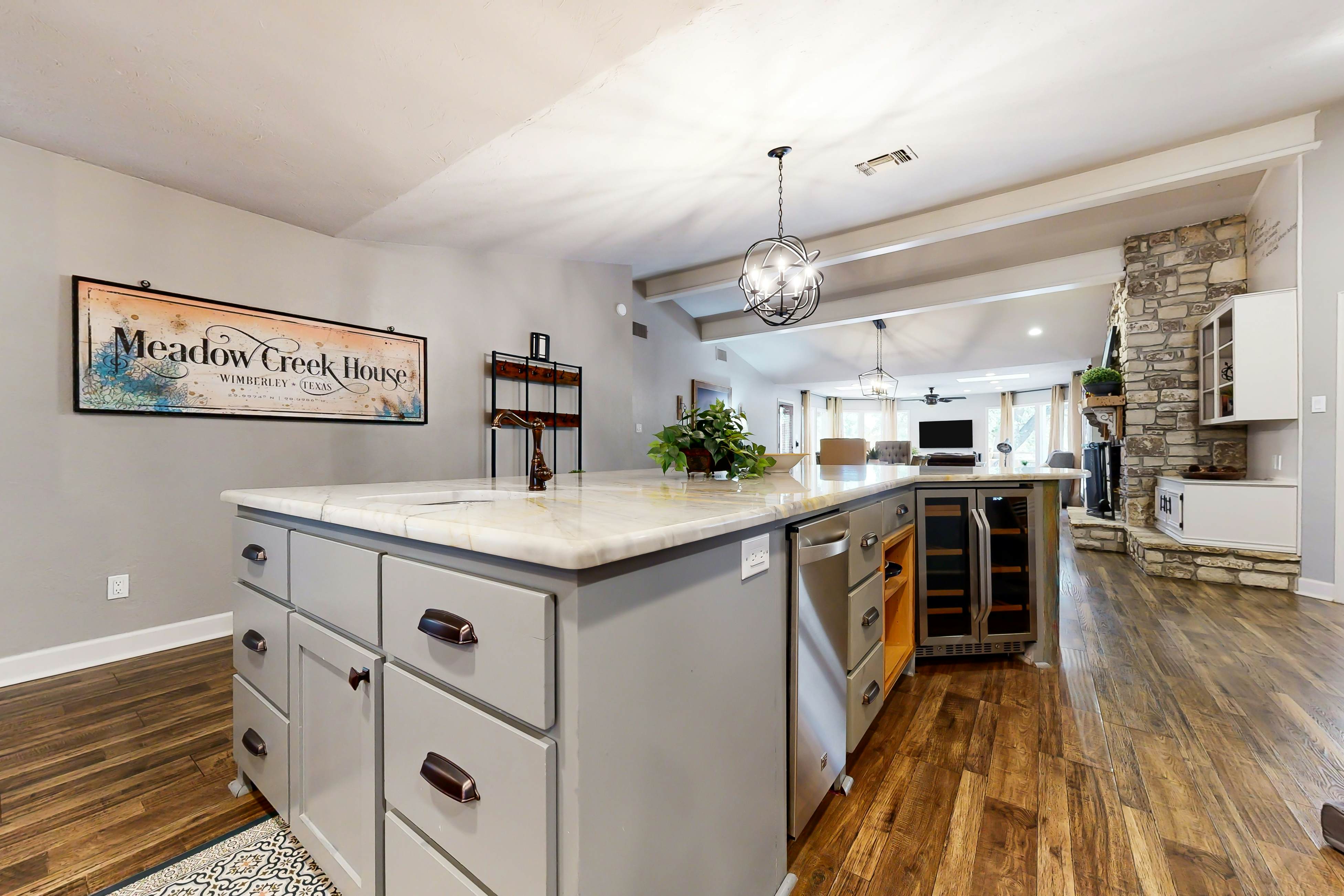 Meadow Creek House and Cottage