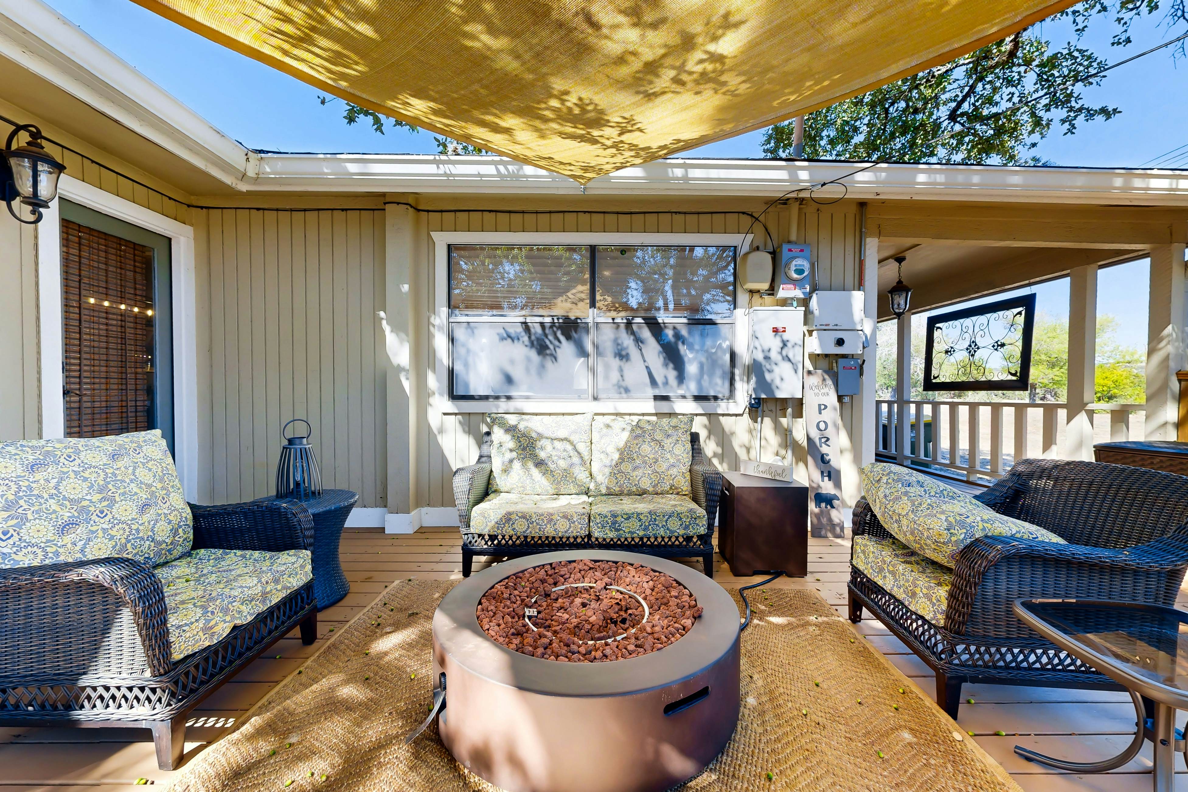 Meadow Creek House and Cottage