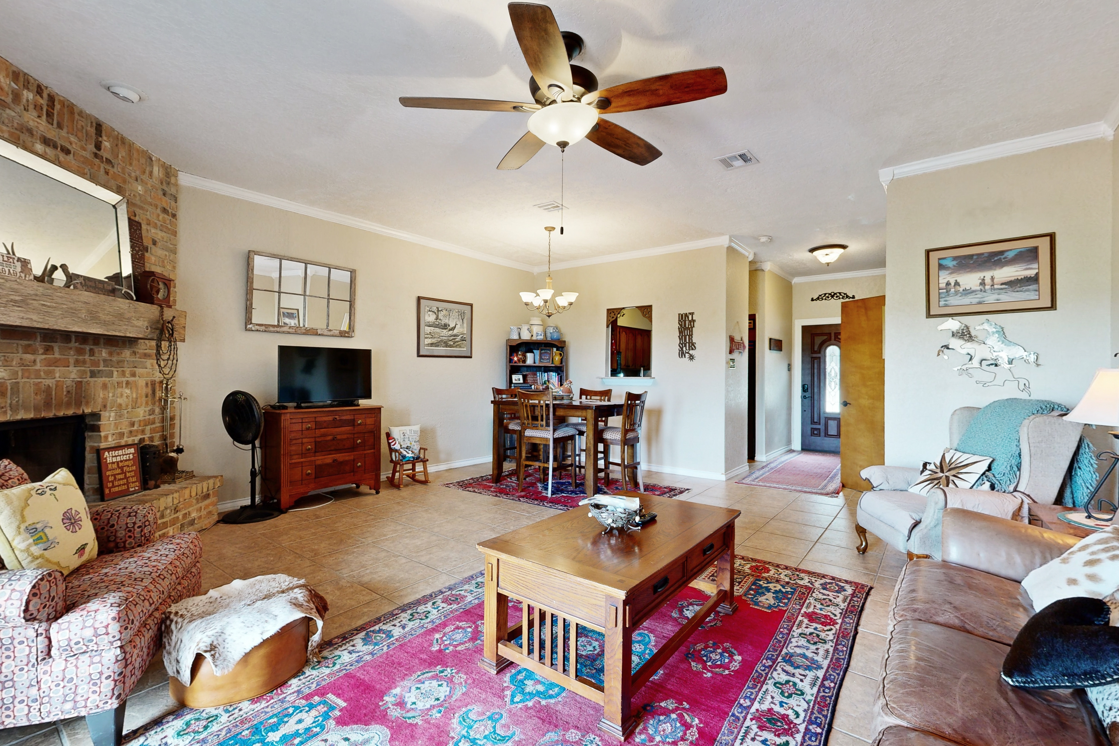 Lovely Canyon Lake Getaway | Fireplace, Deck & Balcony | Near Canyon Beach