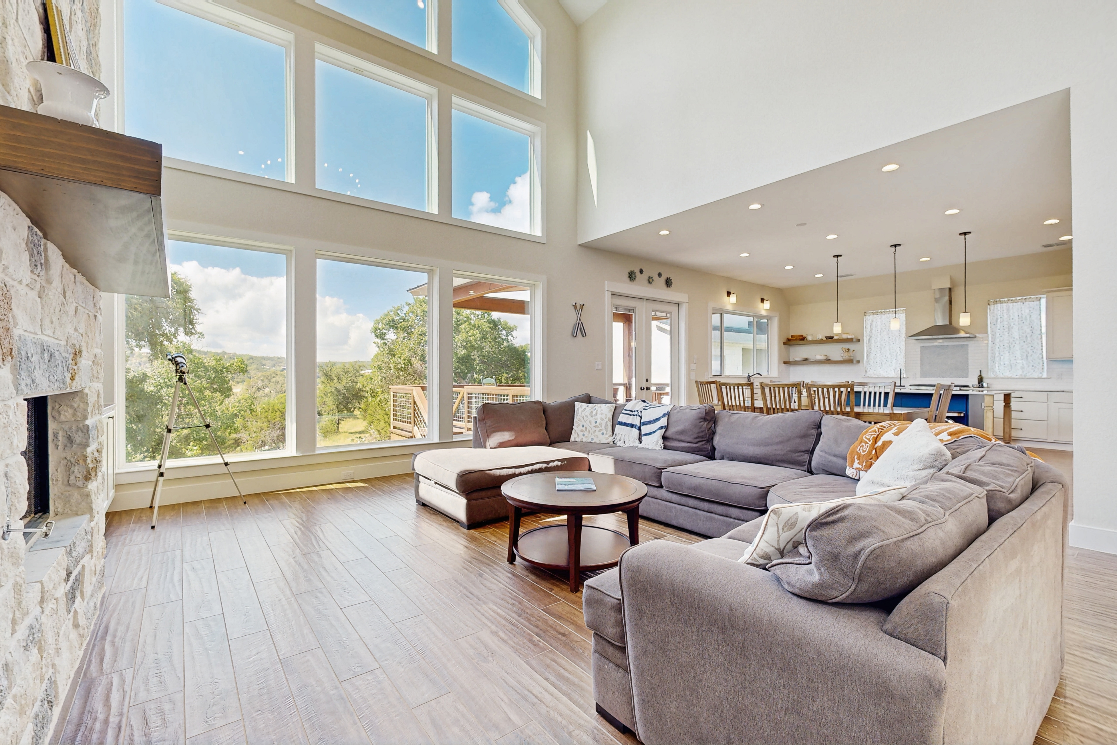 Lakeside Serenity with Private Waterfront Access on Canyon Lake