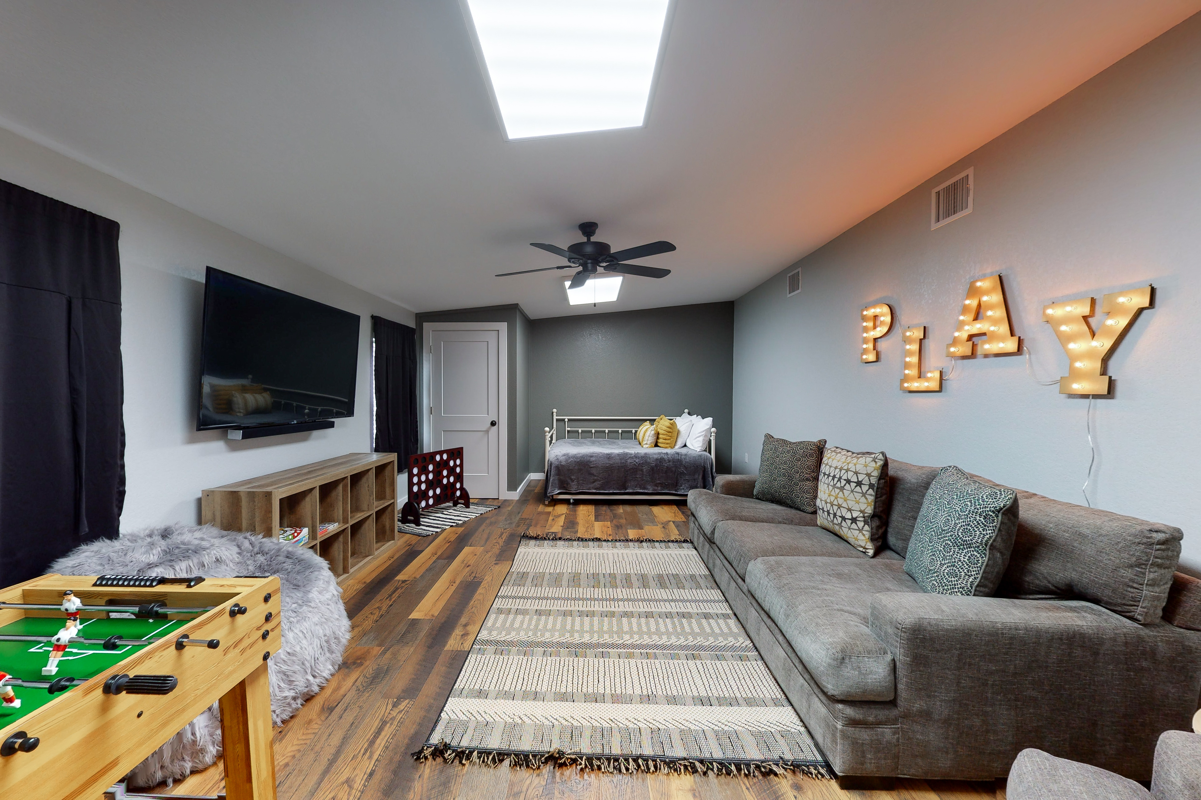 Secluded home with firepit, gas grill, central AC, game room, W/D