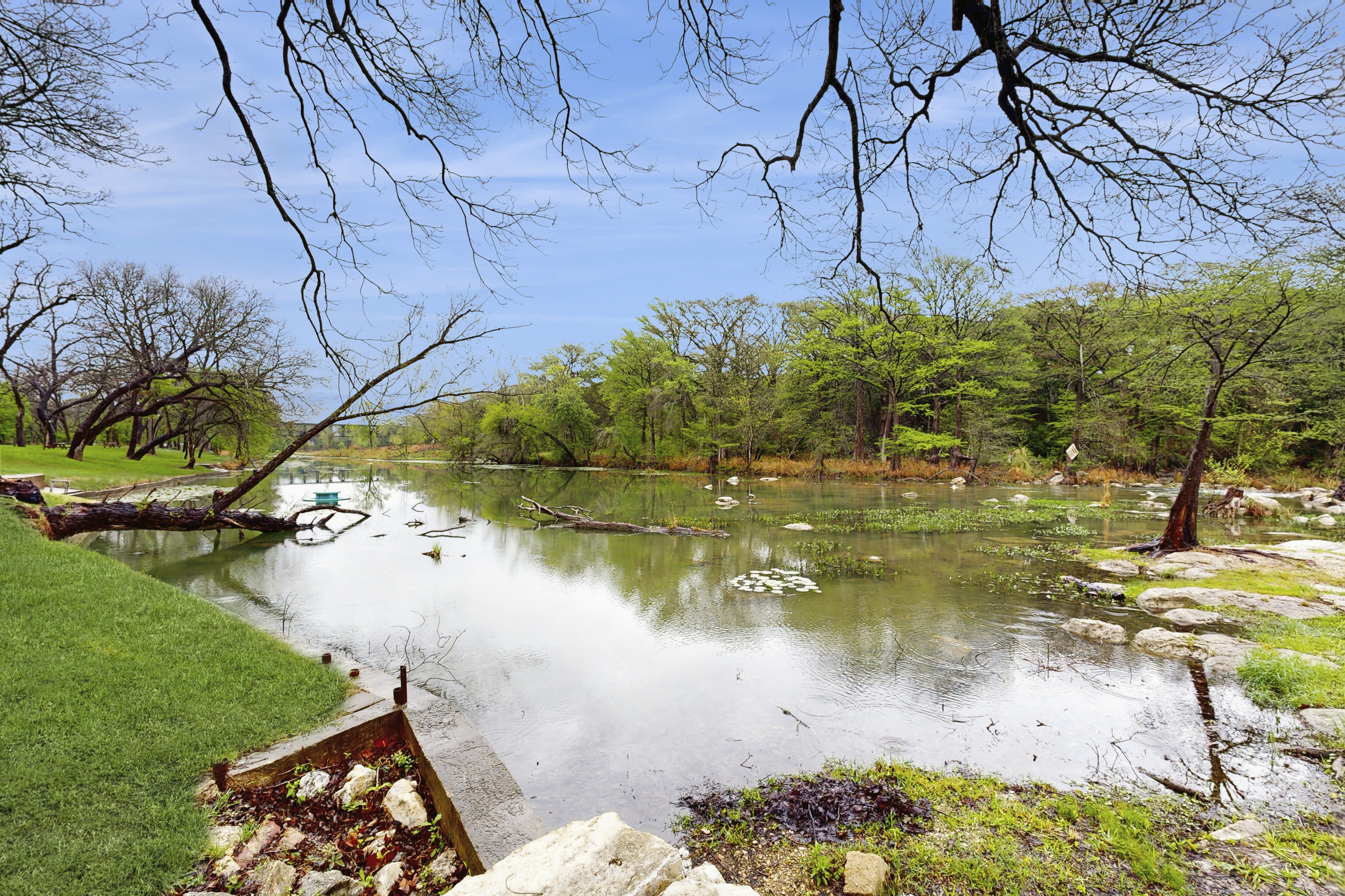 Premier brand new build penthouse condo on the Guadalupe River near Gruene
