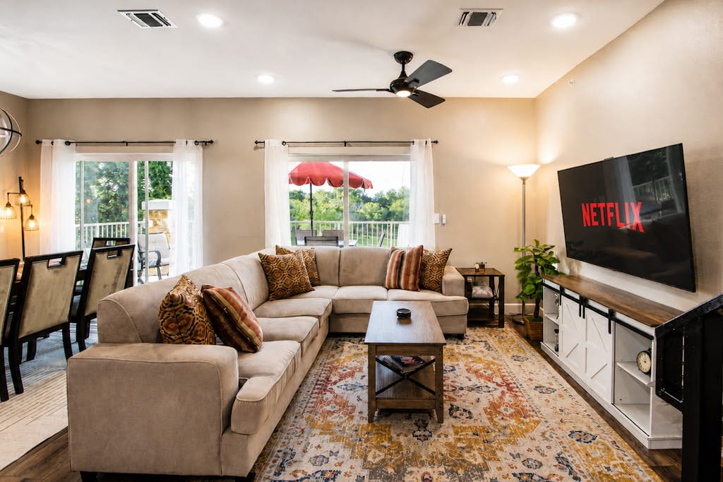 2-story Penthouse Condo | Close 2 Downtown Gruene