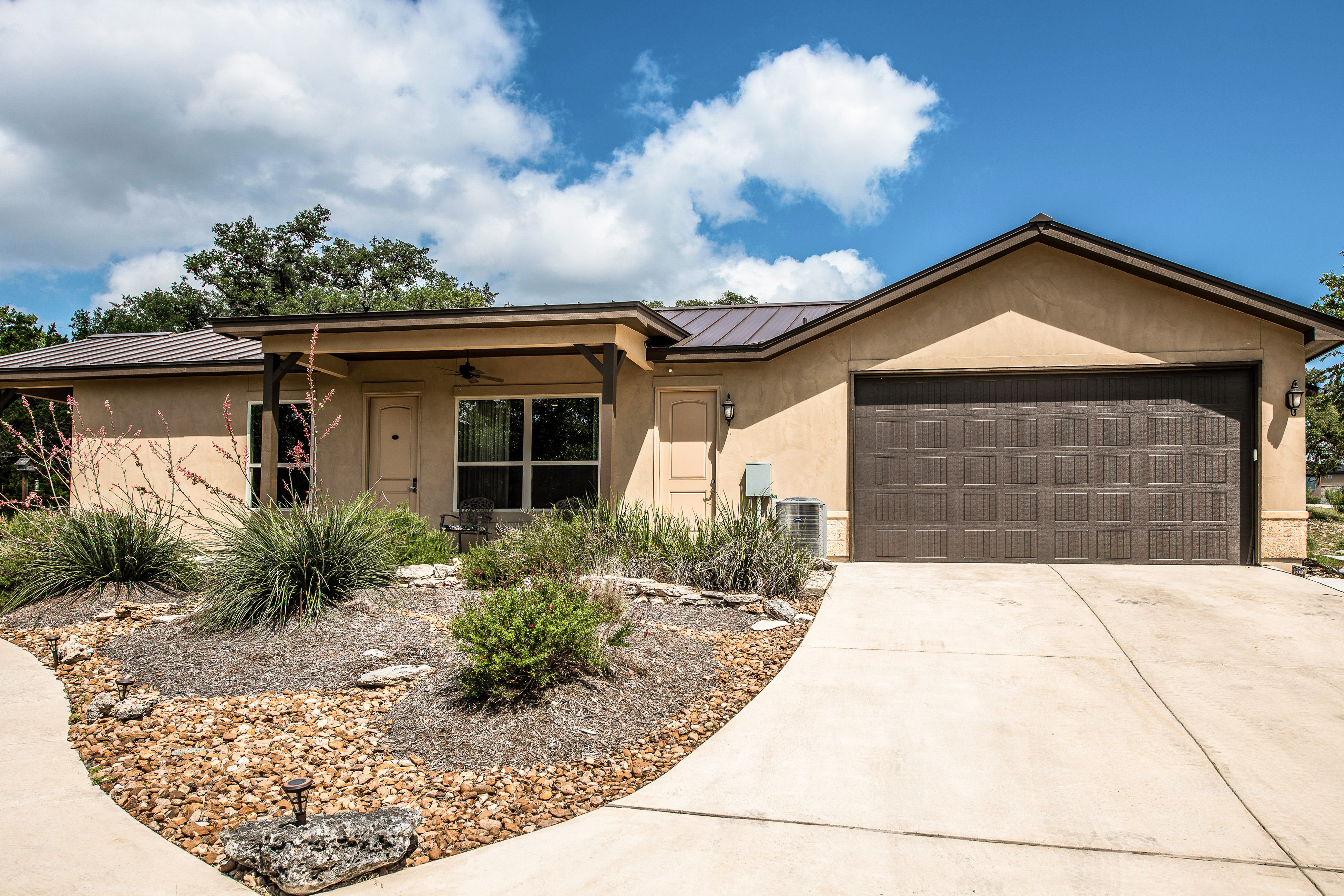 Century Oak House - Casita B