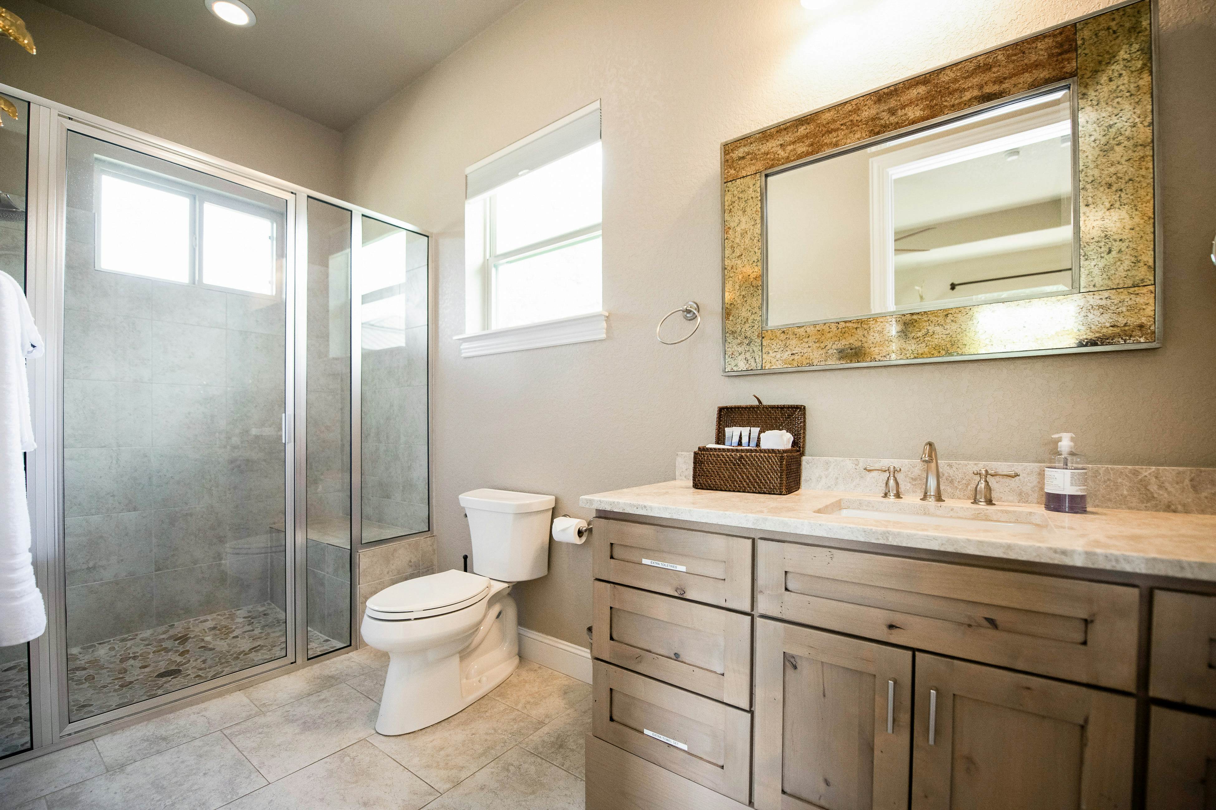 Century Oak House - Casita B