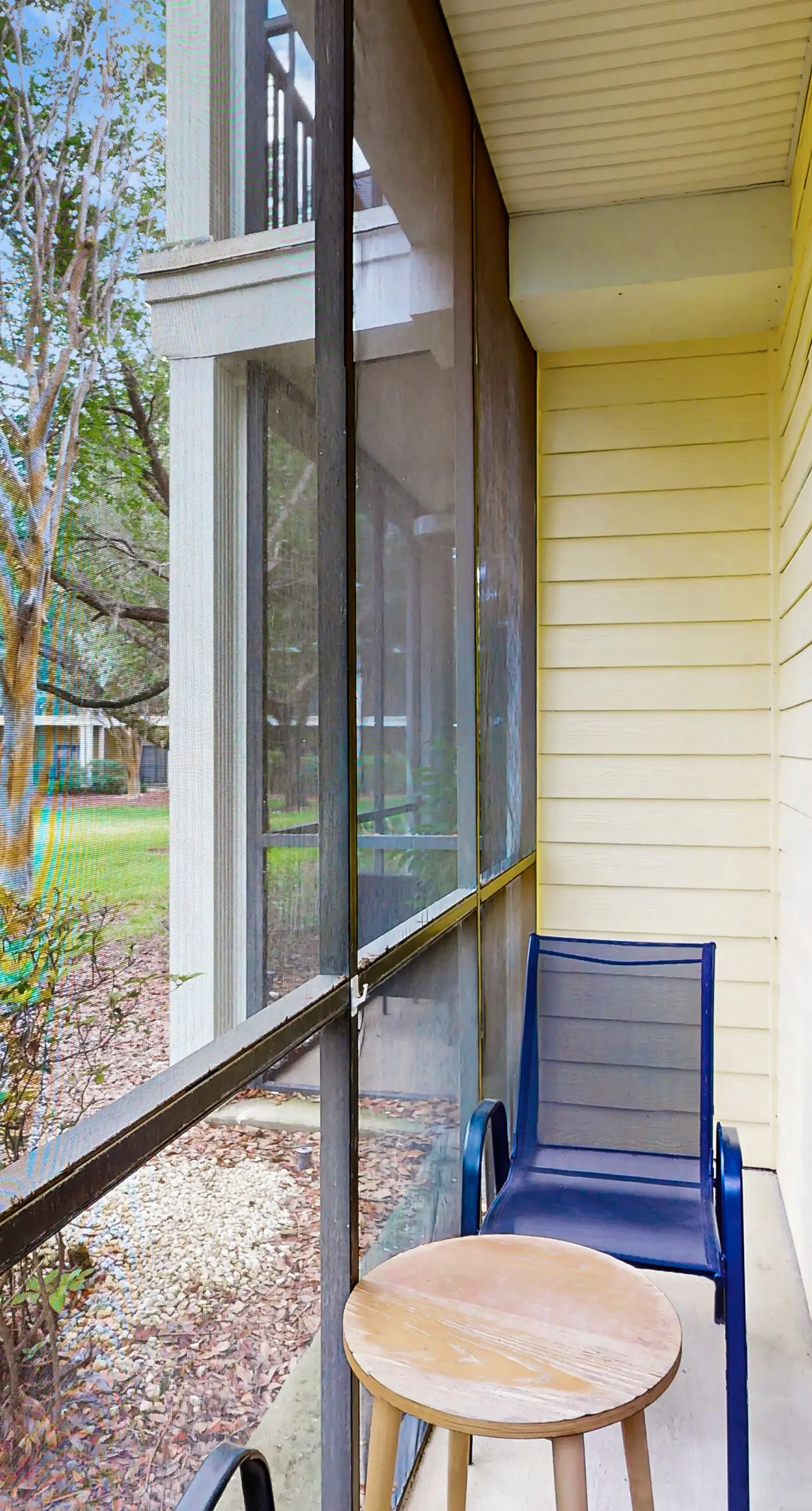 1st Floor Condo near theme parks, sauna, shared pools, basketball court, gym