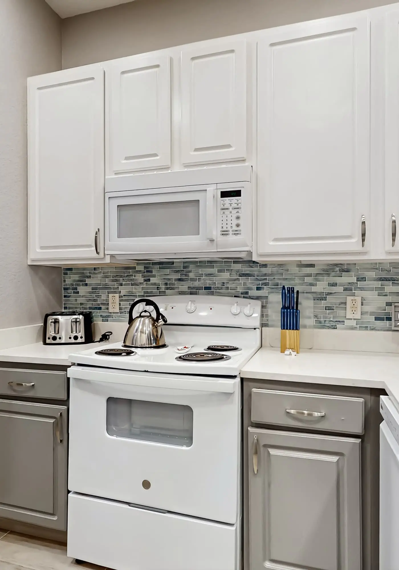 Exclusive 3BR villa: pools, near Disney magic