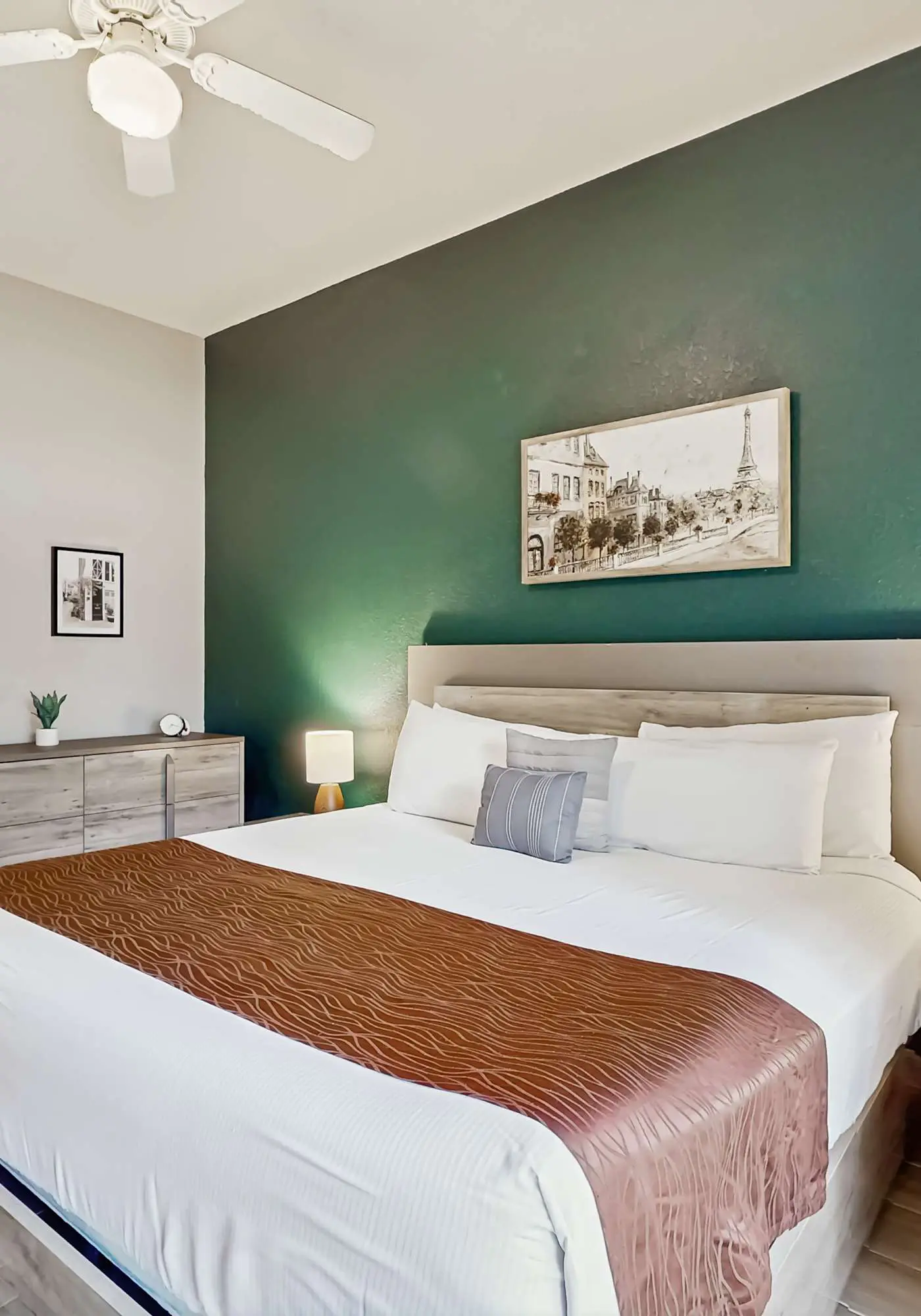 Exclusive 3BR villa: pools, near Disney magic