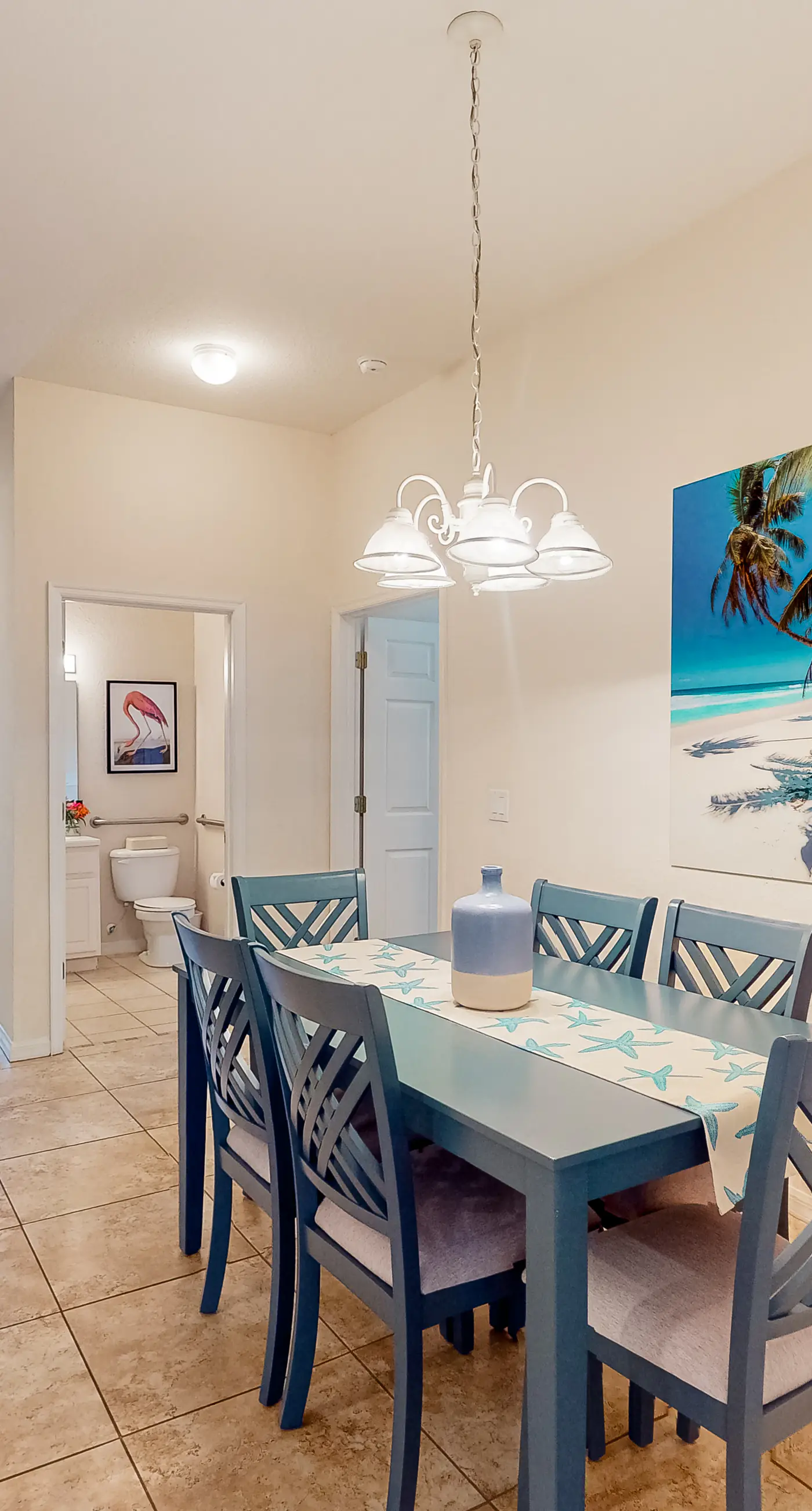 1st-floor condo with sauna, restaurant, gym & pools
