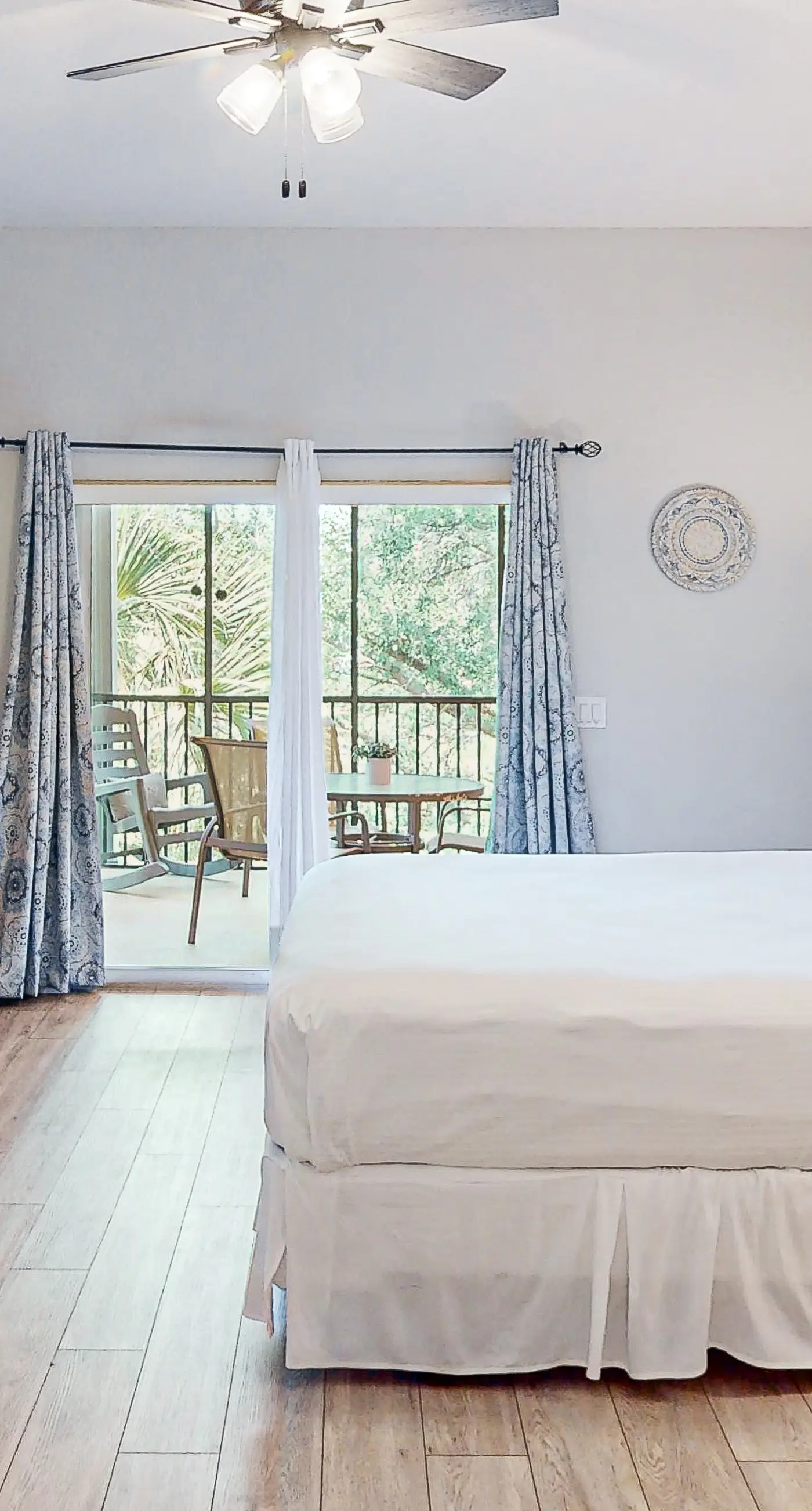 Exclusive 3BR villa: pools, gym, lakeside dining