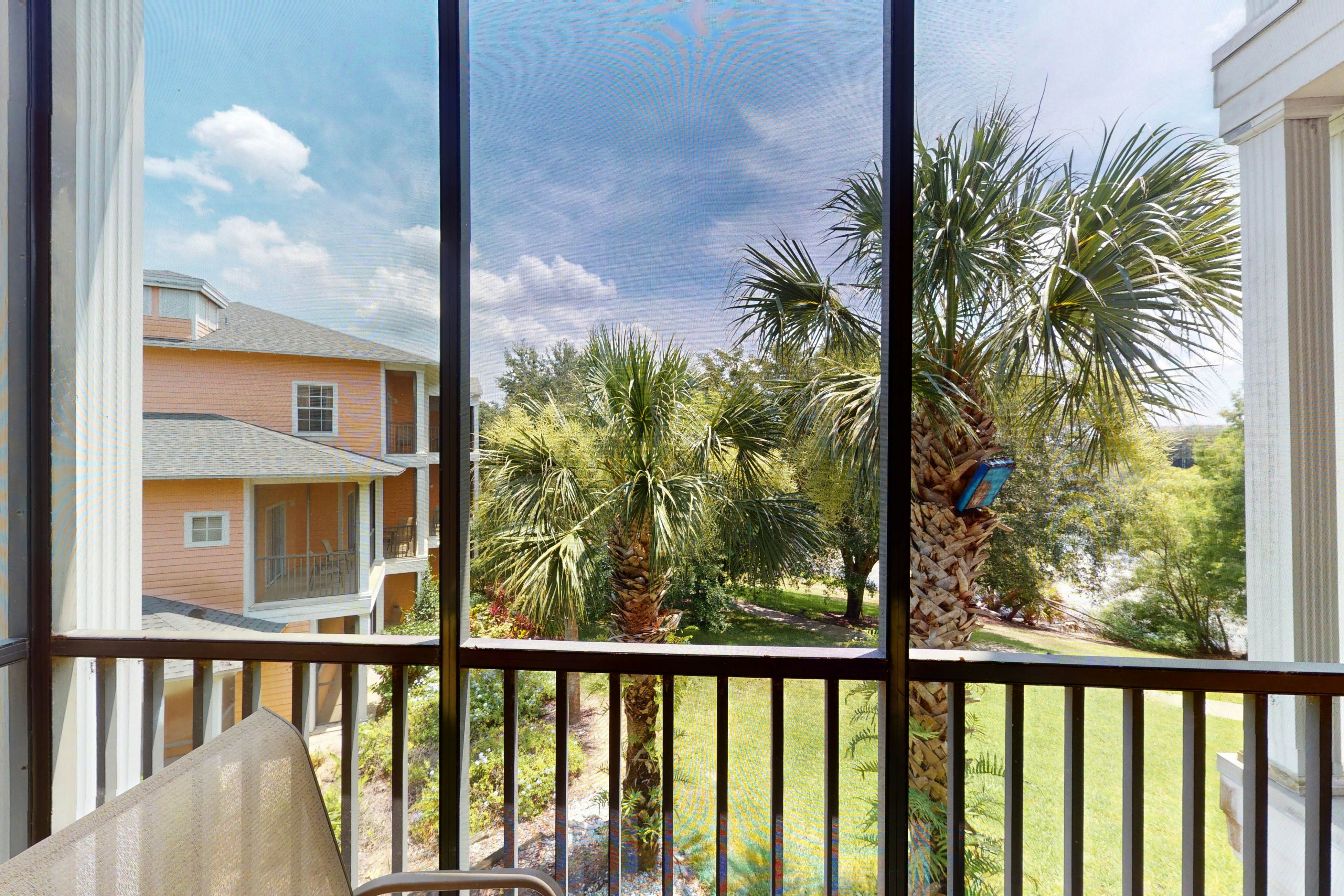 2nd-floor condo with balcony, sauna, basketball court, on-site restaurant & pool