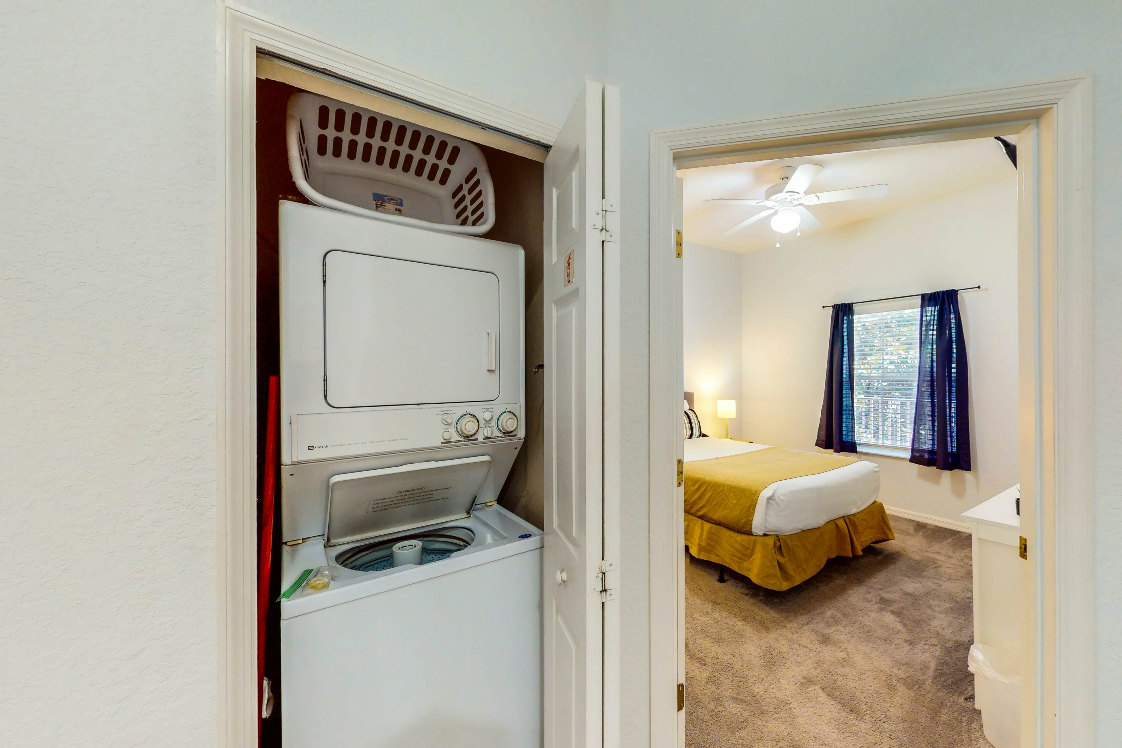 2nd-floor condo with balcony, sauna, basketball court, on-site restaurant & pool