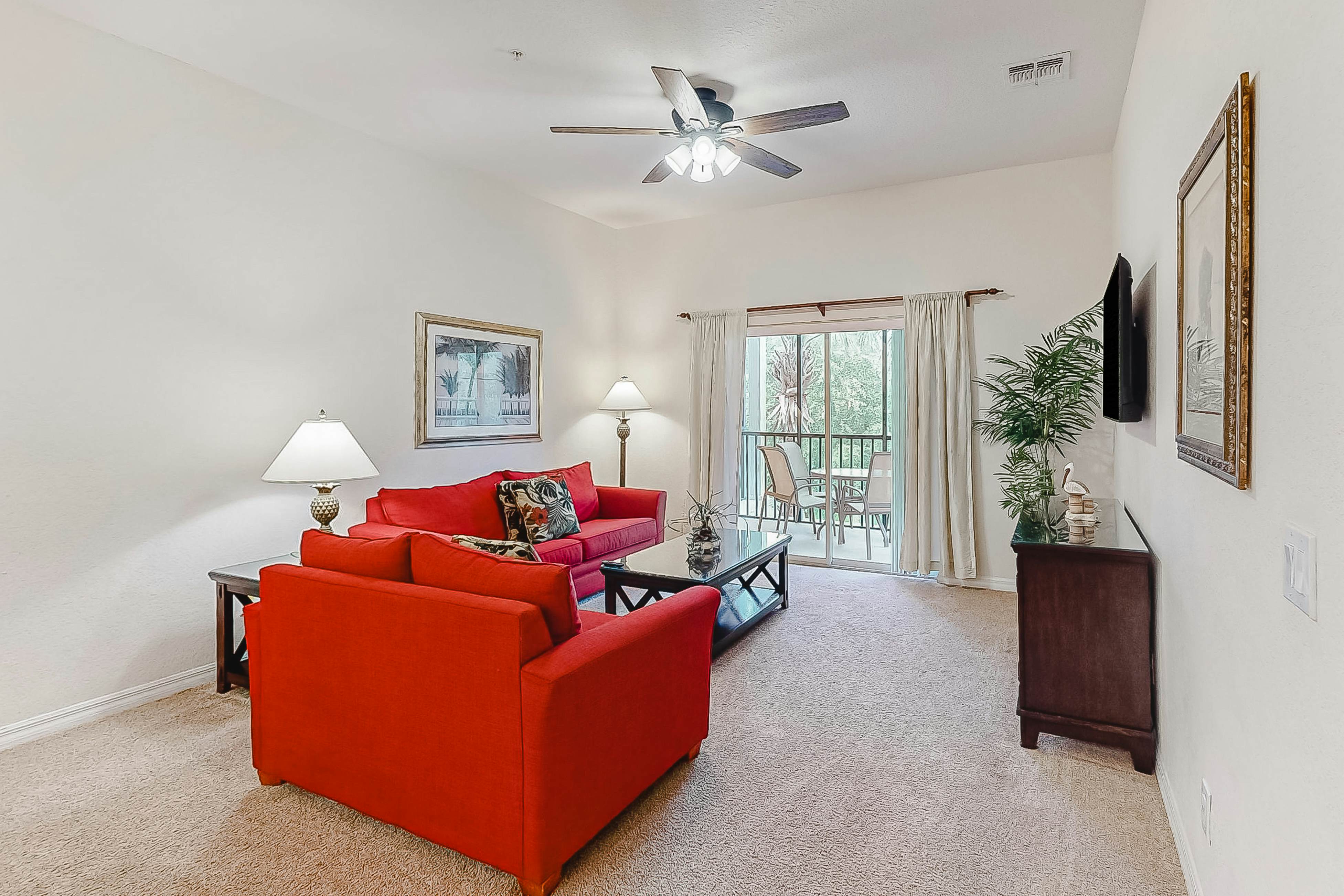 2nd floor condo w/ basketball court, near theme parks, sauna, gym, balcony