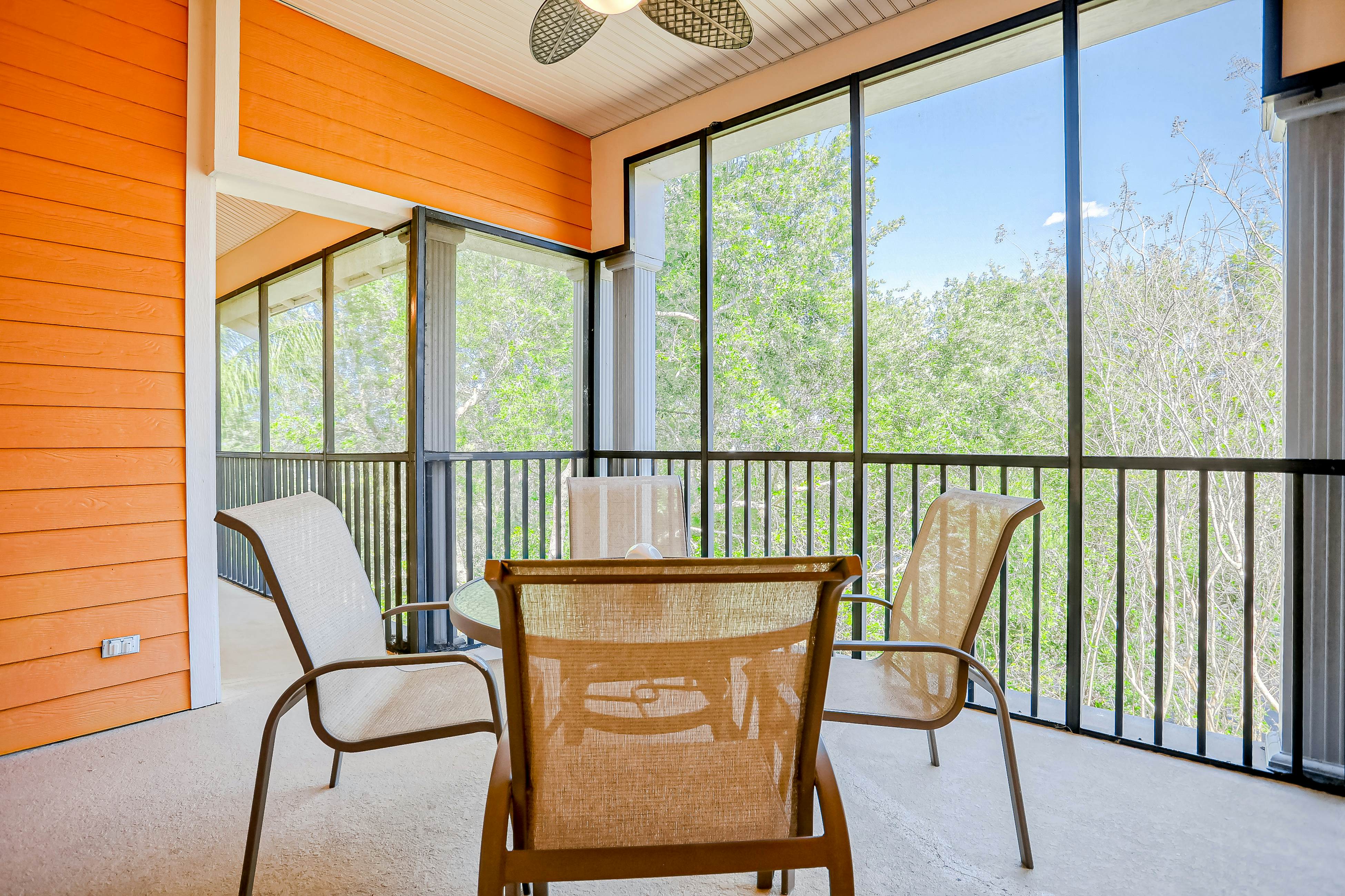 Third Floor Condo w/ Balcony, Shared Pools, Sauna, and Tennis Court