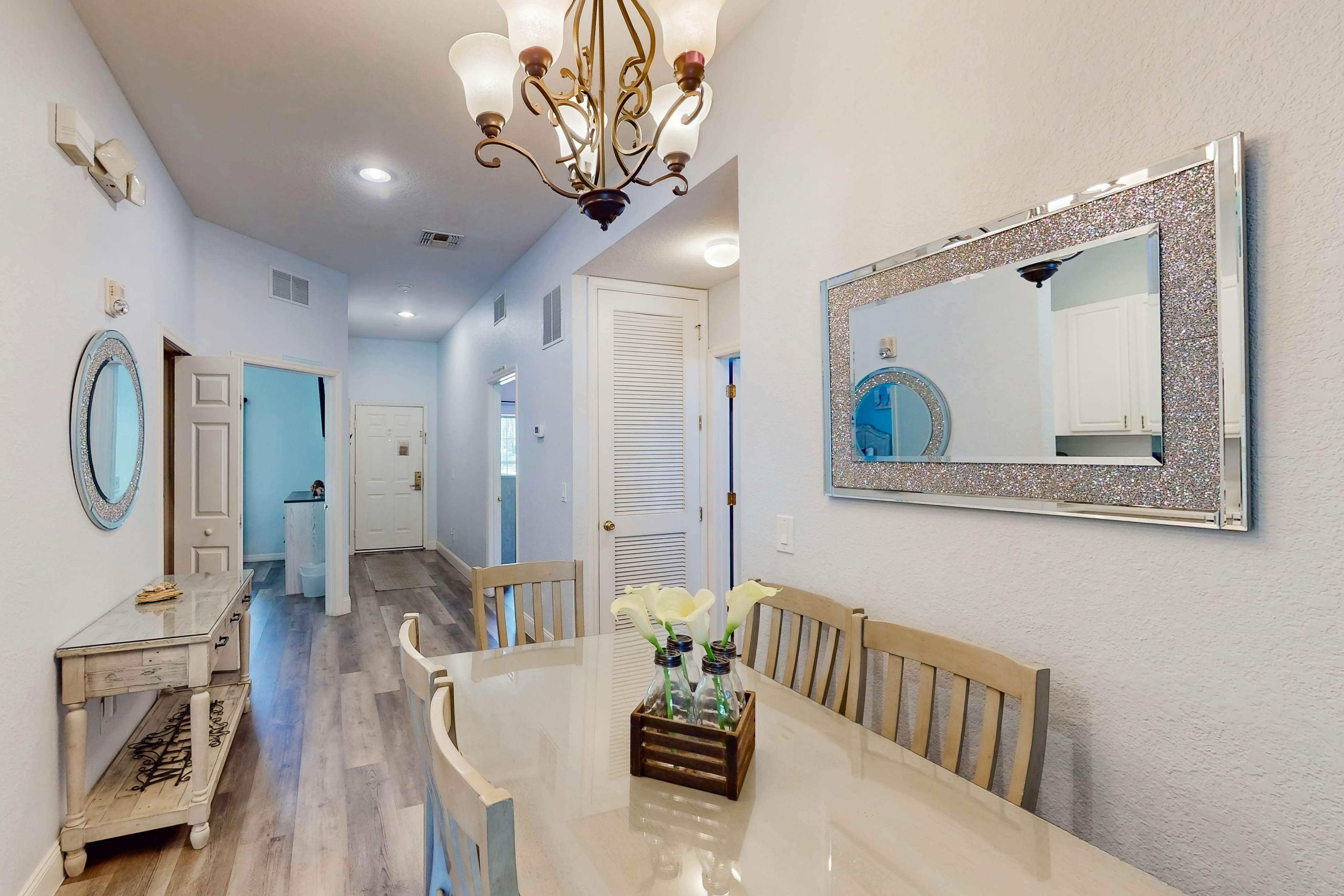 1st floor lake view condo with tennis, basketball court, pools, near theme parks