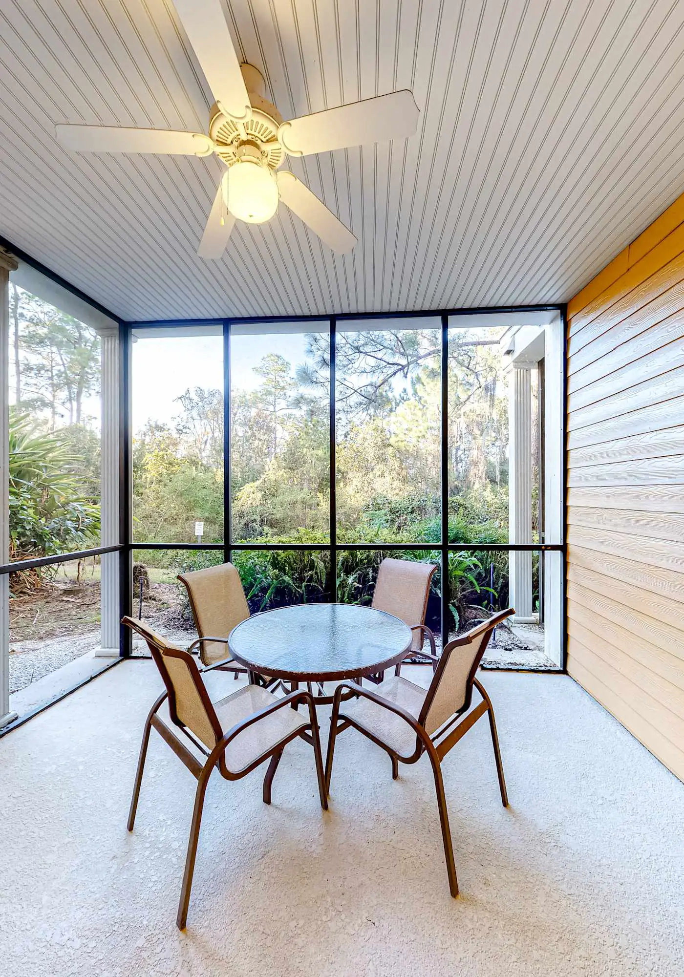 First-floor condo with restaurant, gym, basketball court, & sauna