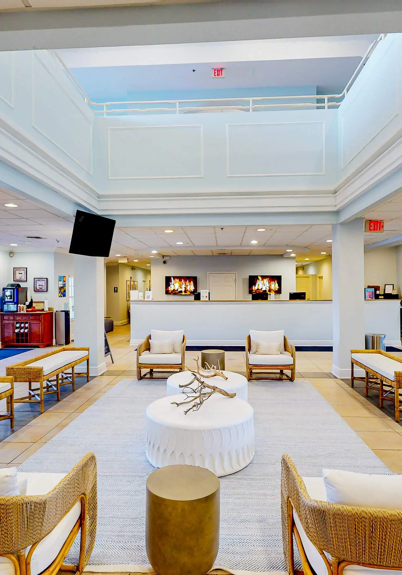 First floor lake view condo w/ pool & hot tub access, private W/D, & central AC