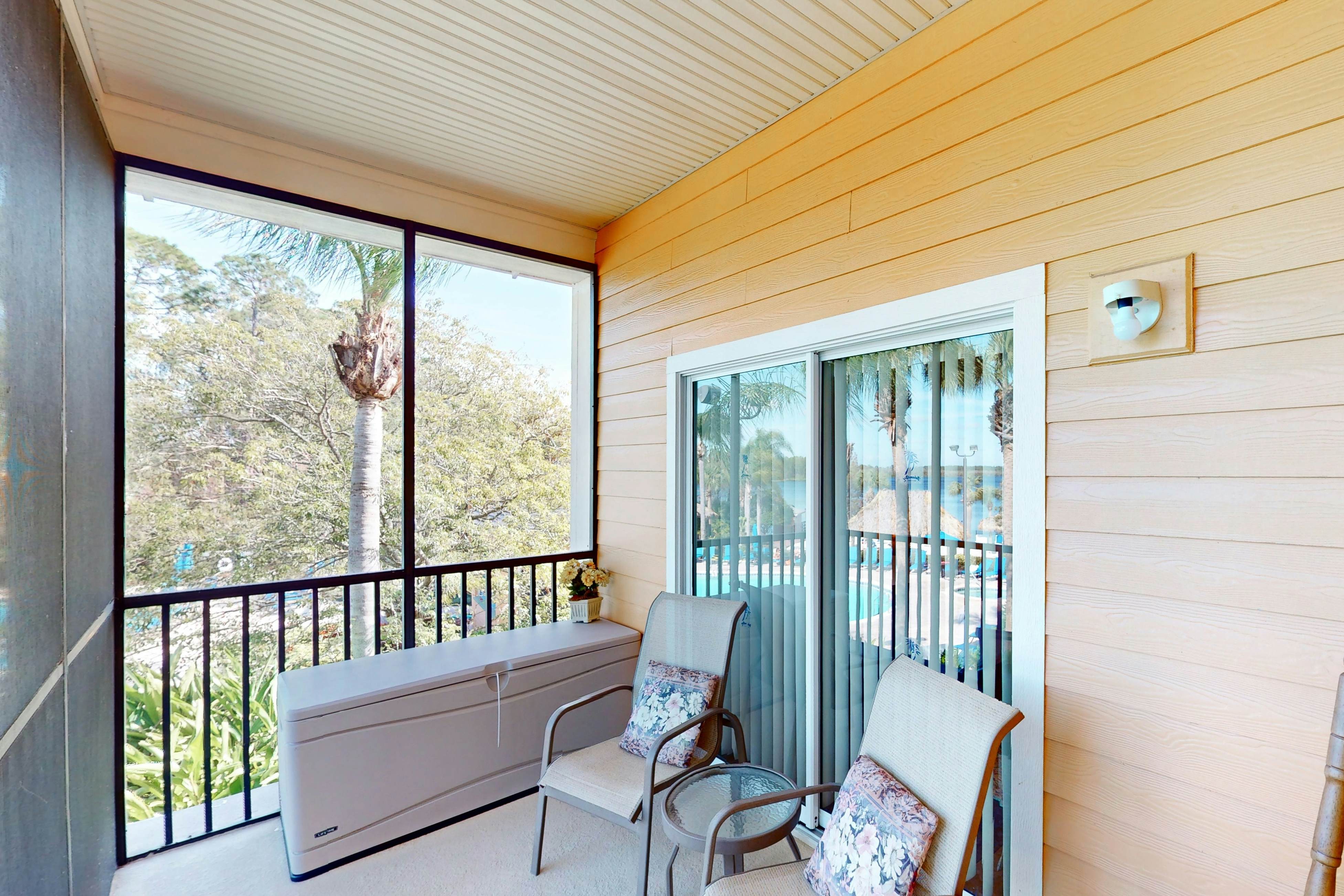 2nd-floor condo with premium location in fabulous Bahama Bay Resort, gym & sauna