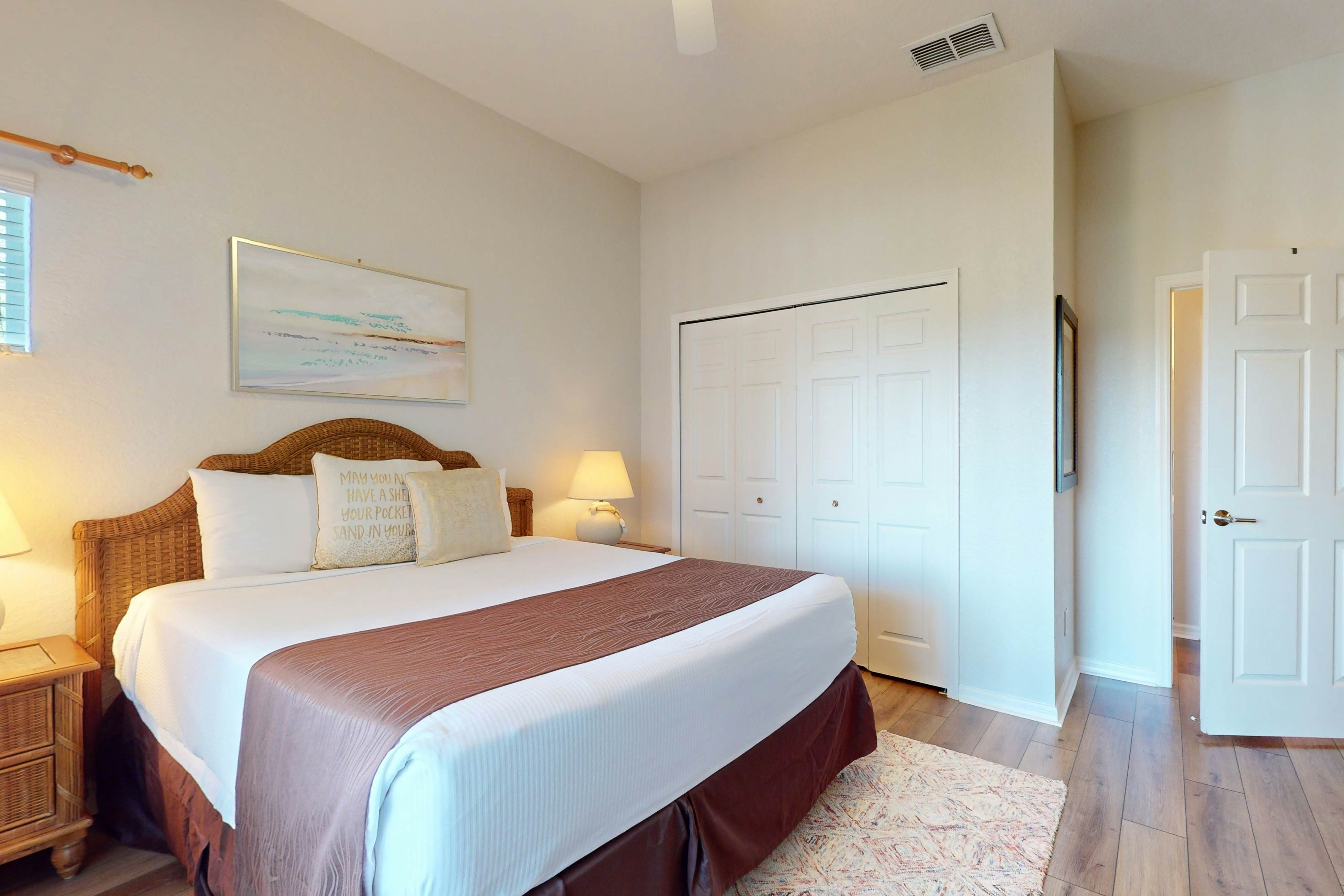 2nd-floor condo with premium location in fabulous Bahama Bay Resort, gym & sauna