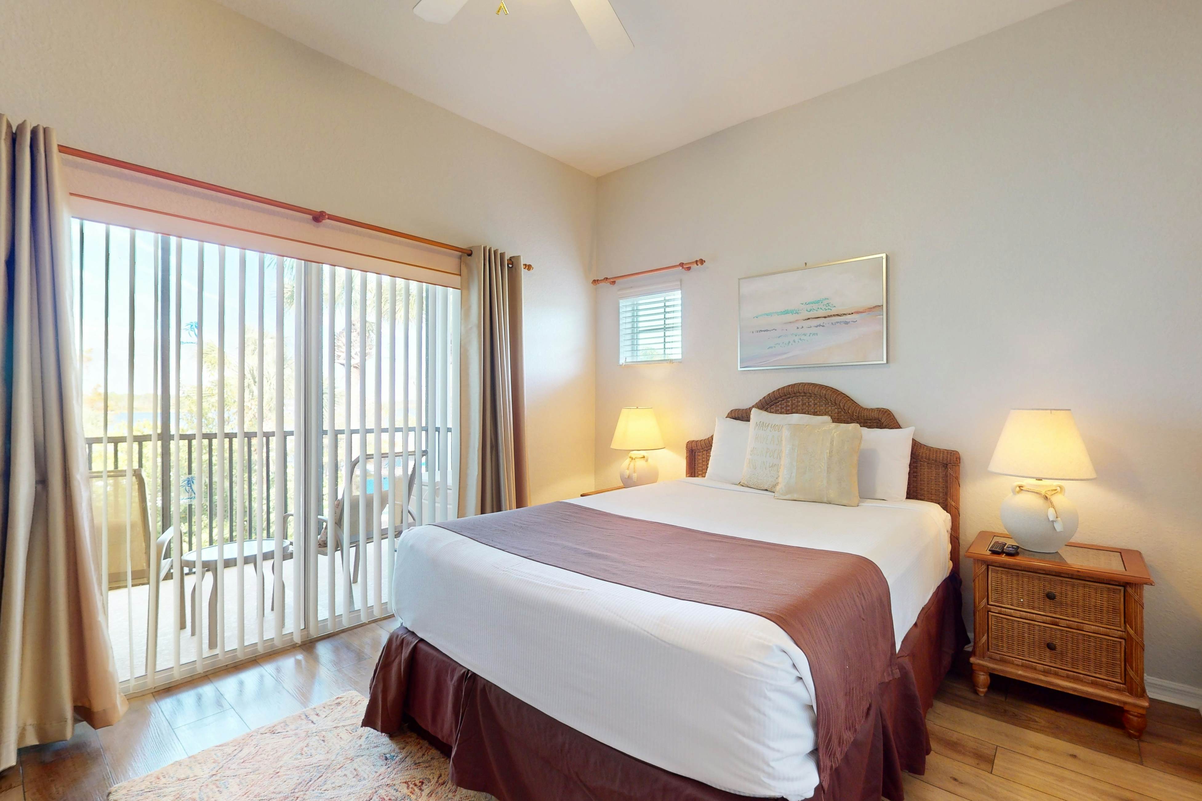 2nd-floor condo with premium location in fabulous Bahama Bay Resort, gym & sauna