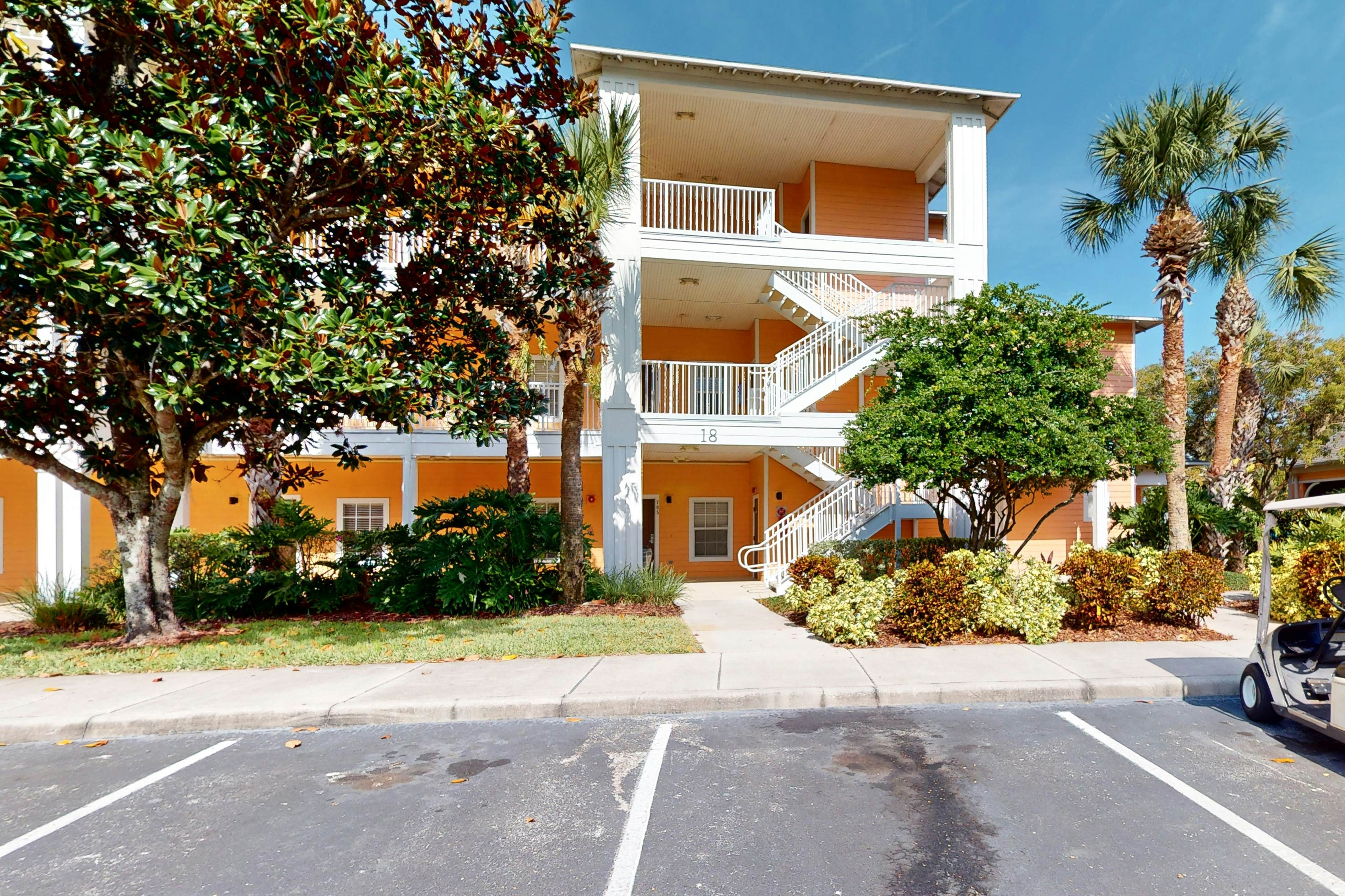 2nd-floor condo with premium location in fabulous Bahama Bay Resort, gym & sauna