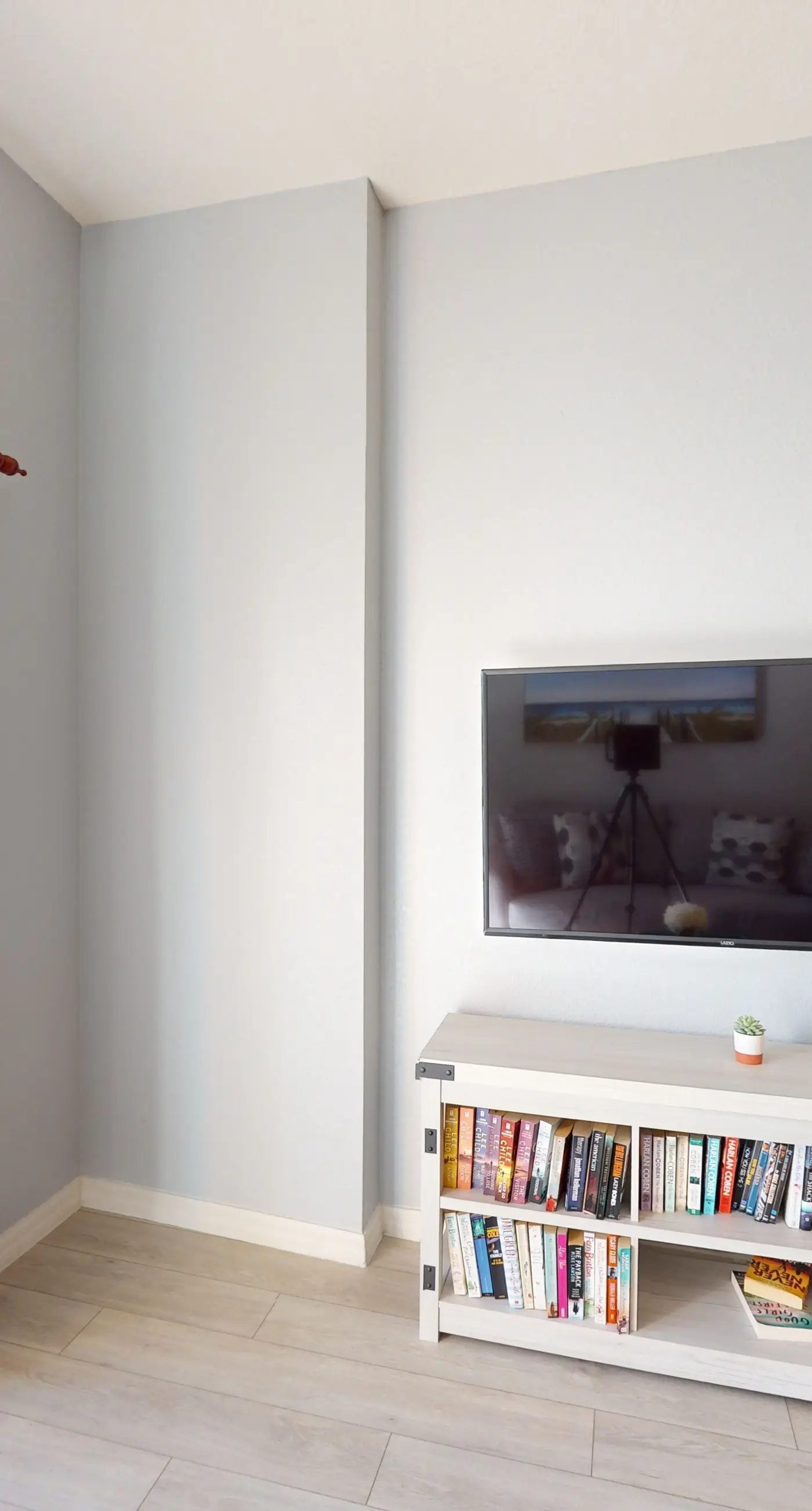 Resort condo near theme parks with private washer/dryer & central AC