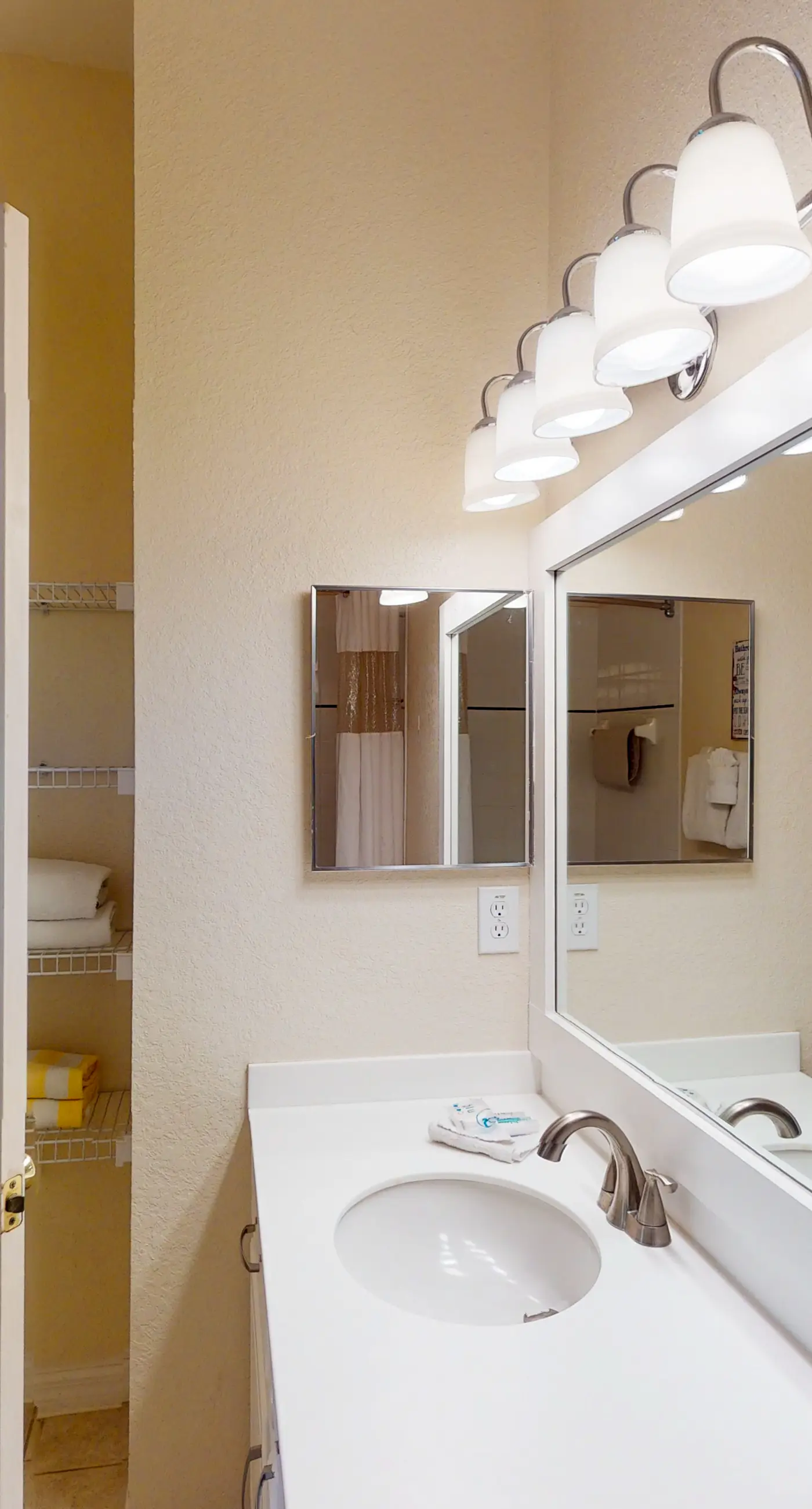 Exclusive villa: Pool, 10 mins to Disney