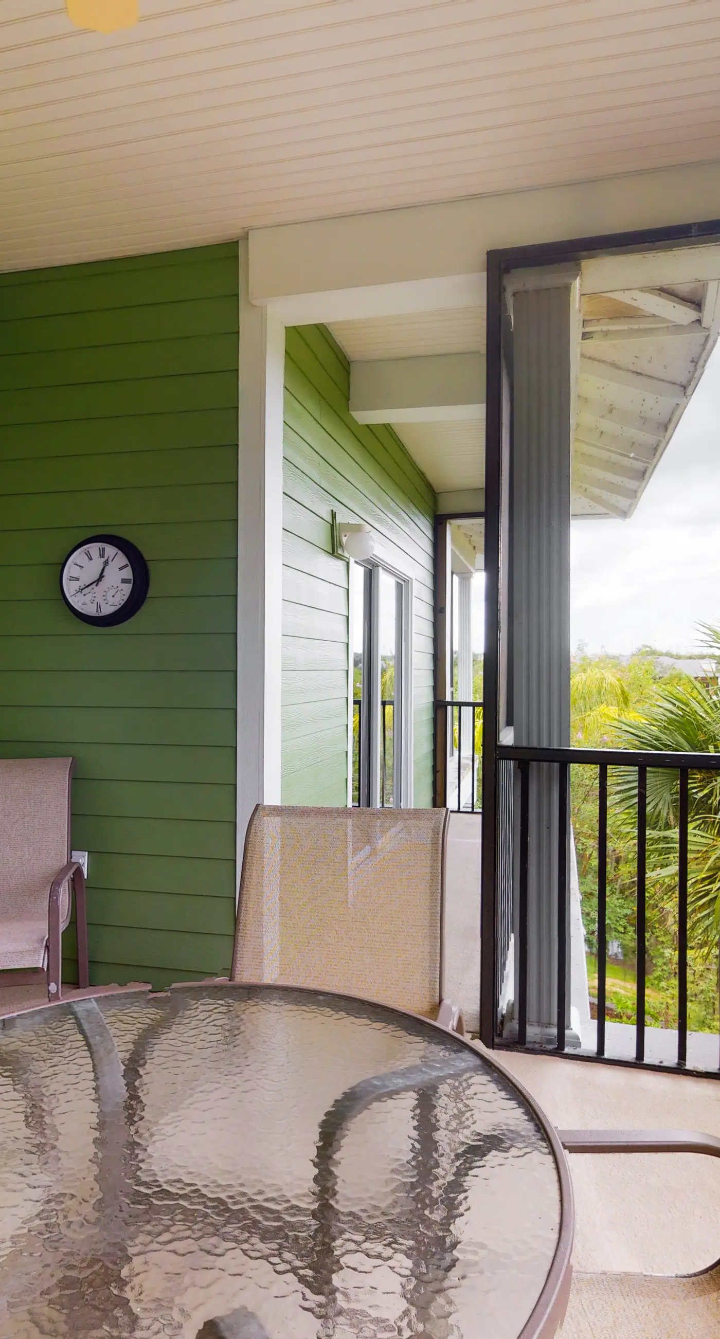 Exclusive lakeview condo, sleeps 8