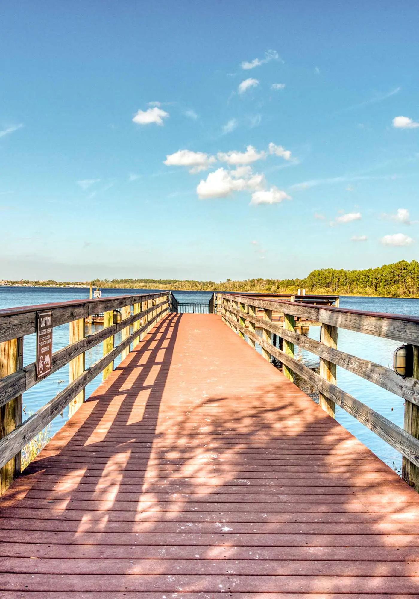 First floor condo w/ tennis court, restaurant, pools - near theme parks