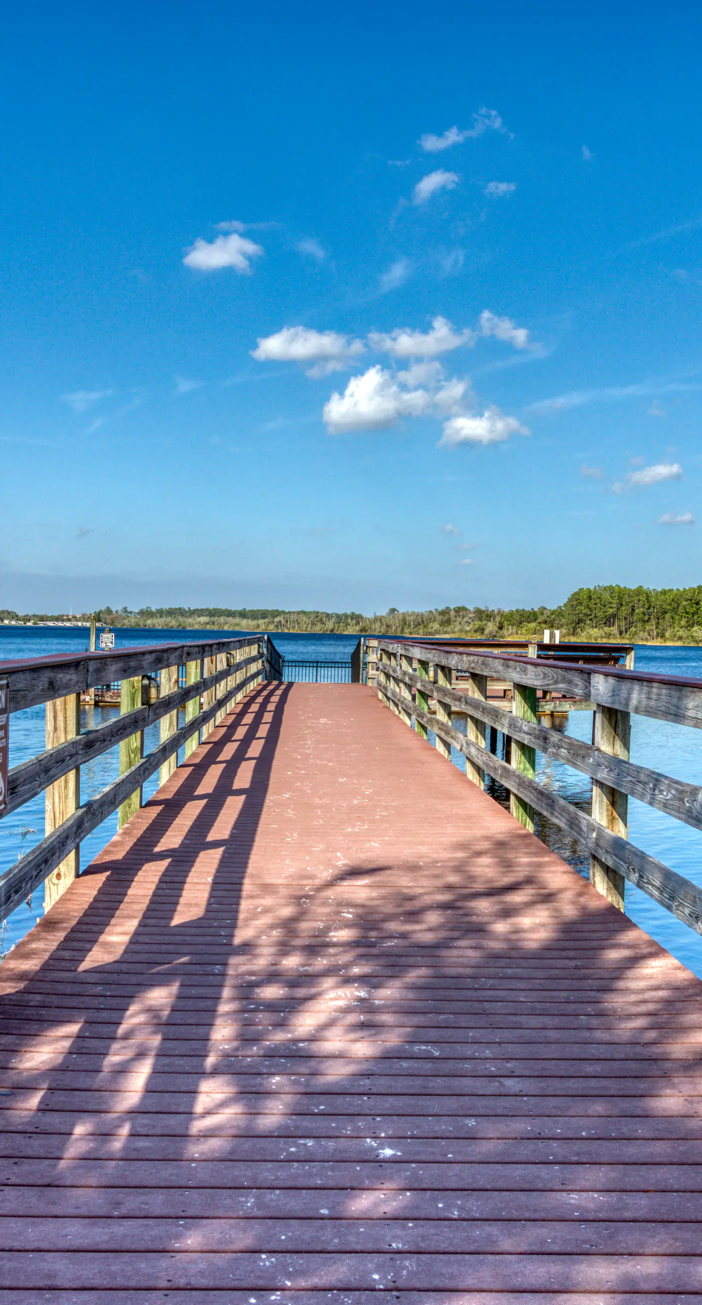 Exclusive lakeside villa, near Disney