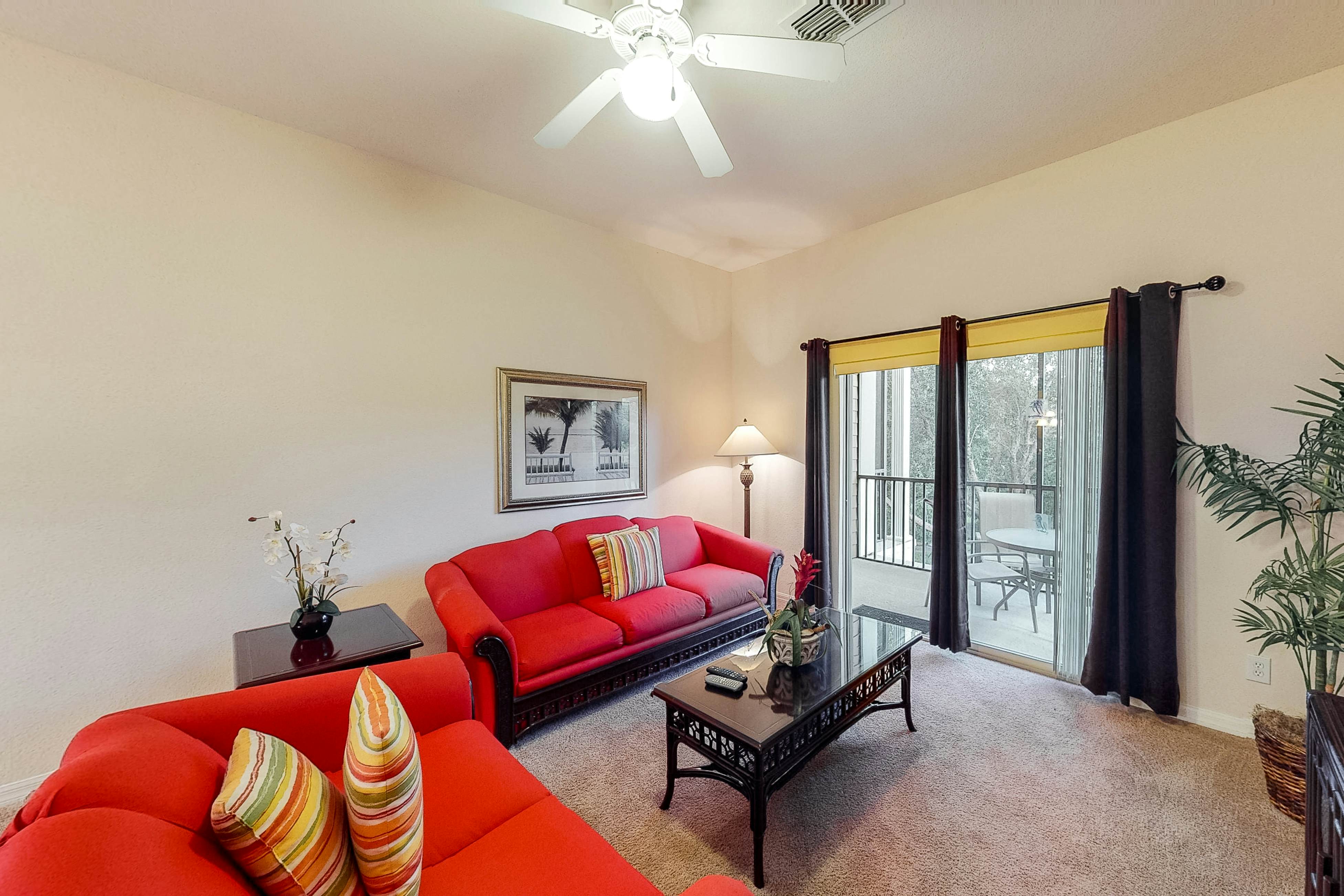 Second-Floor Condo Near Theme Parks w/ Balcony, Restaurant, Shared Pools, Sauna