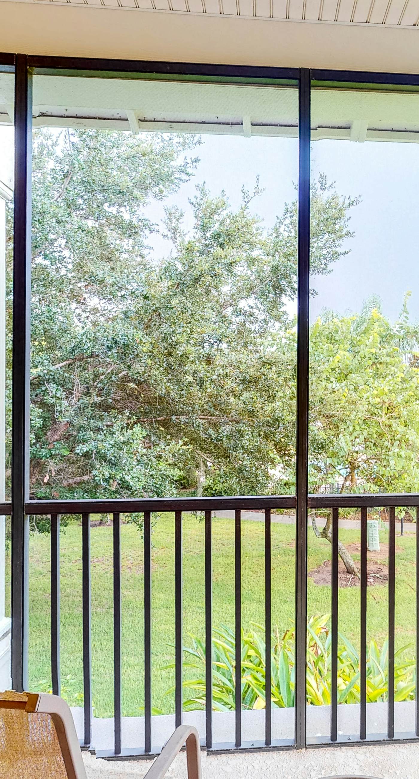 Second-Floor Condo Near Theme Parks w/ Balcony, Restaurant, Shared Pools, Sauna