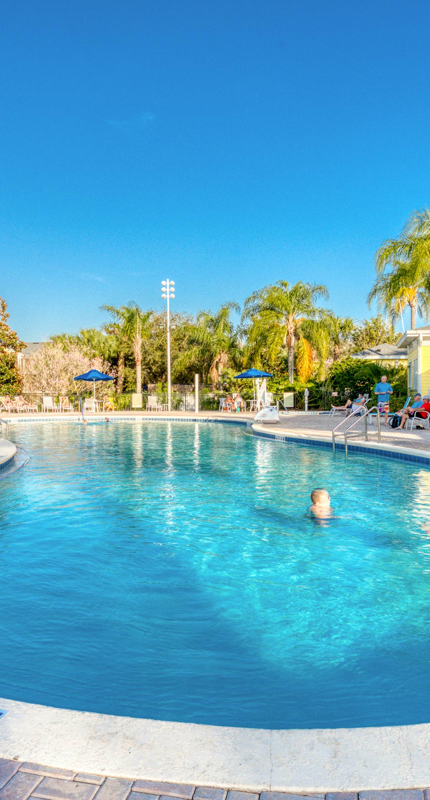 Second-Floor Condo Near Theme Parks w/ Balcony, Restaurant, Shared Pools, Sauna