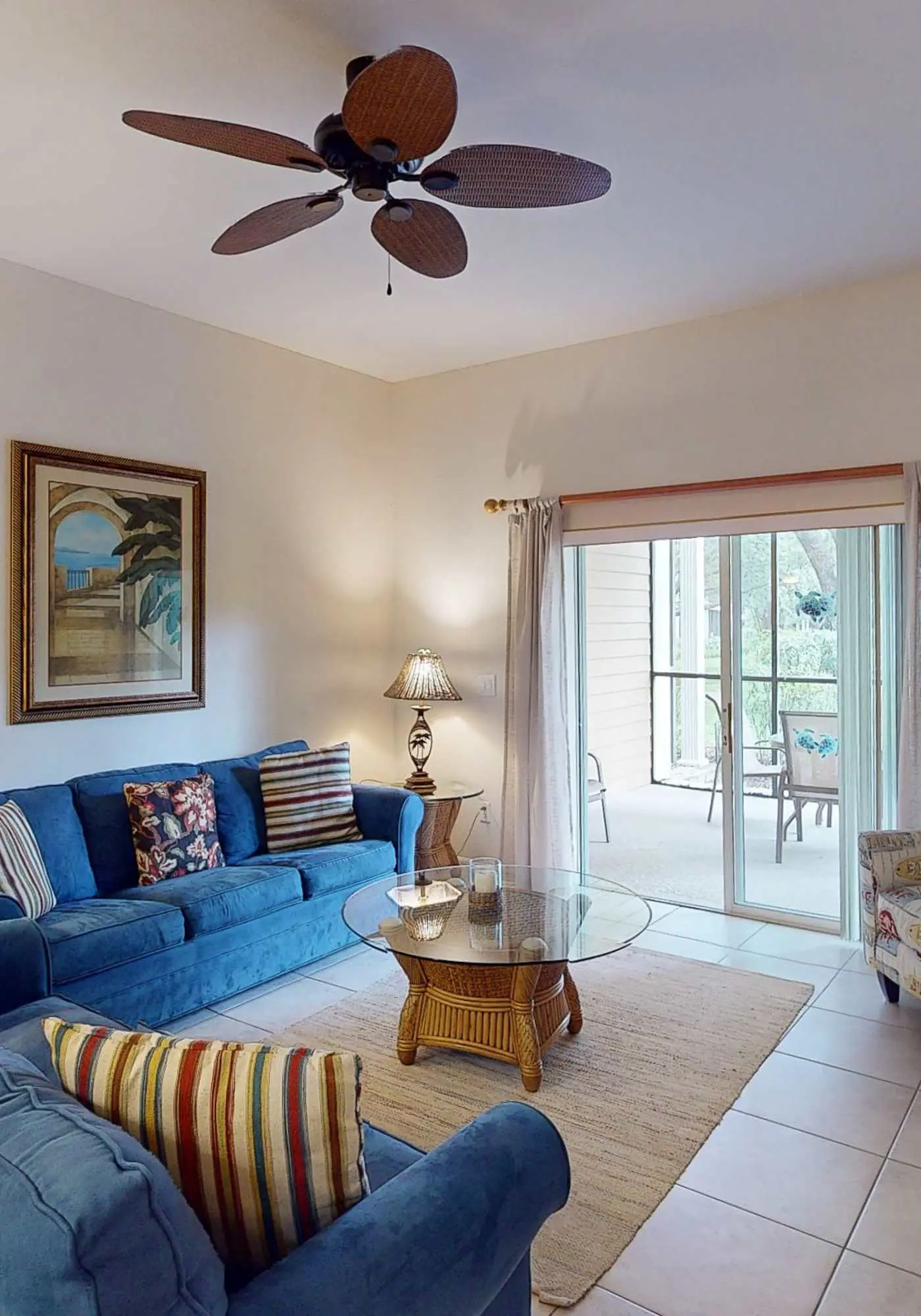 1st floor condo near theme parks, patio, tennis court, sauna