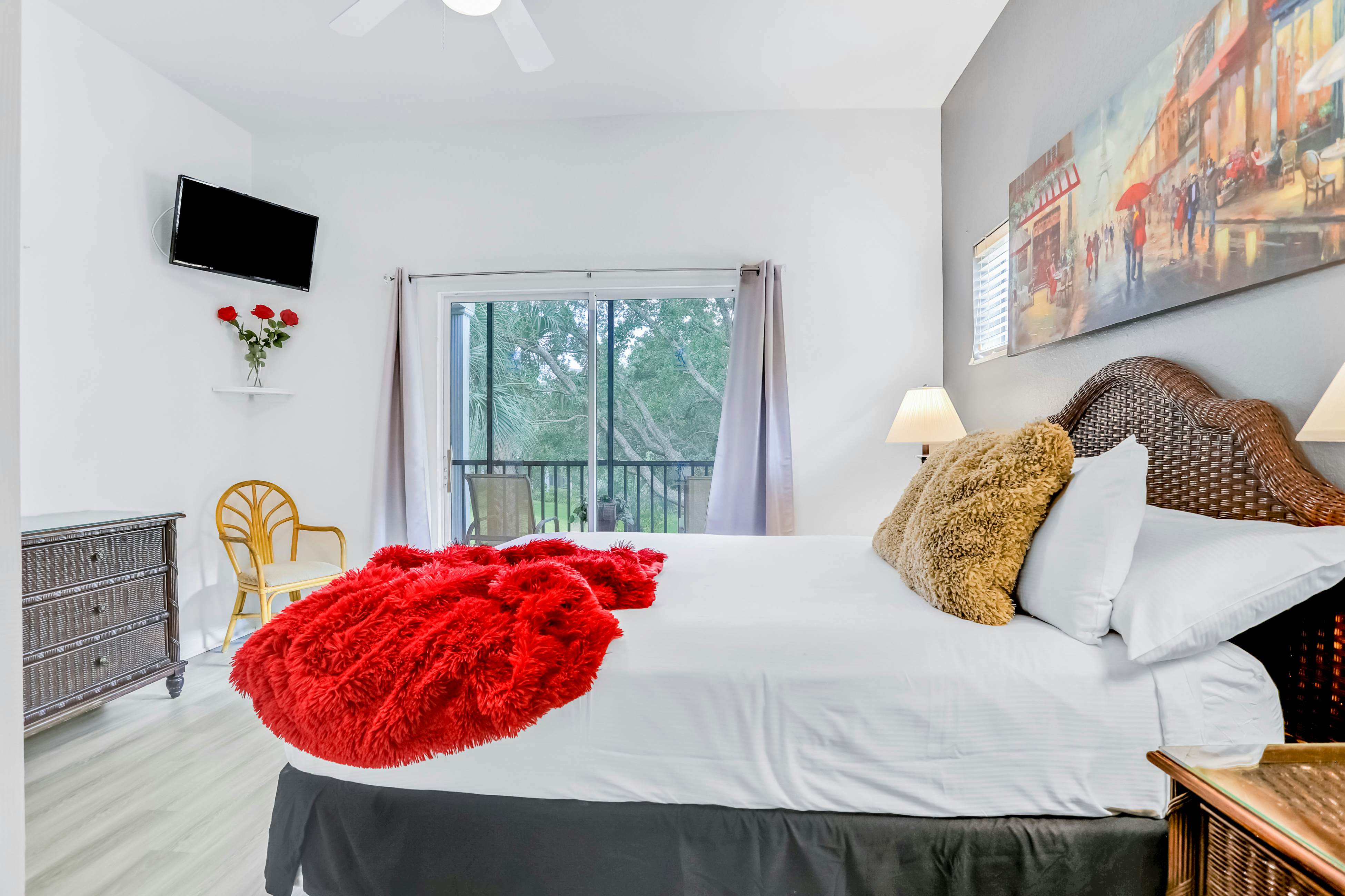 Condo w/ shared pools, fitness center - near Old Lake Davenport & Disney