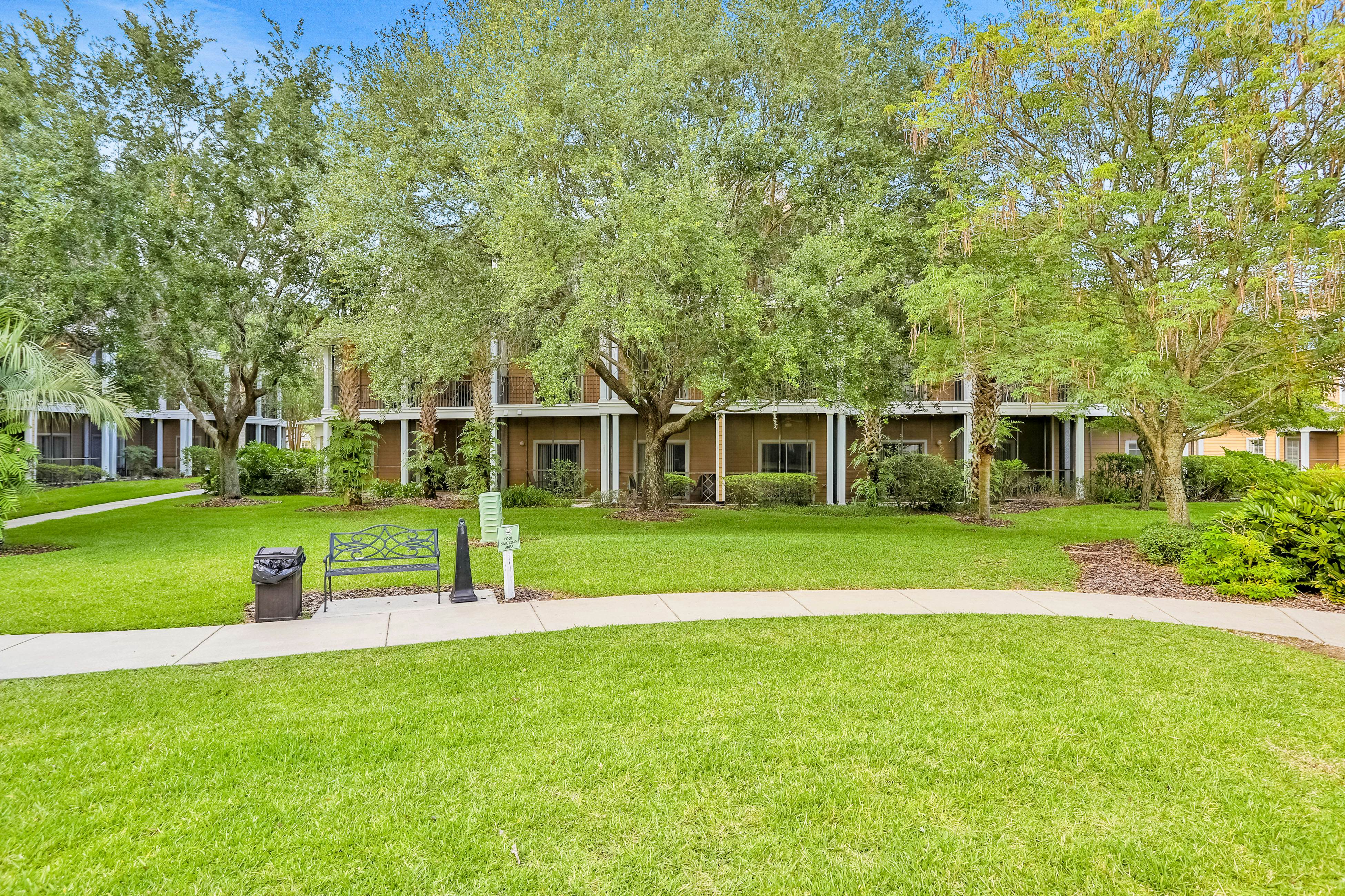 Condo w/ shared pools, fitness center - near Old Lake Davenport & Disney