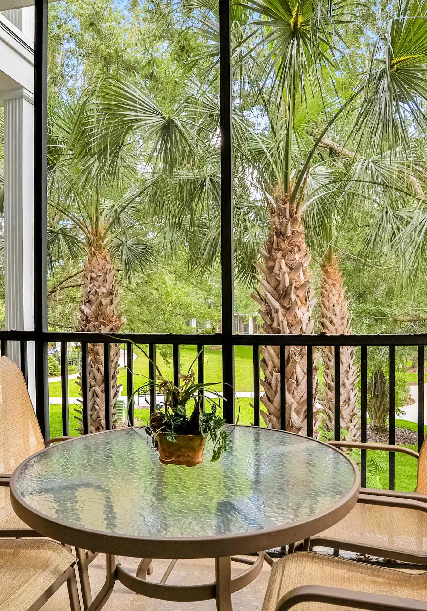 Condo w/ shared pools, fitness center - near Old Lake Davenport & Disney
