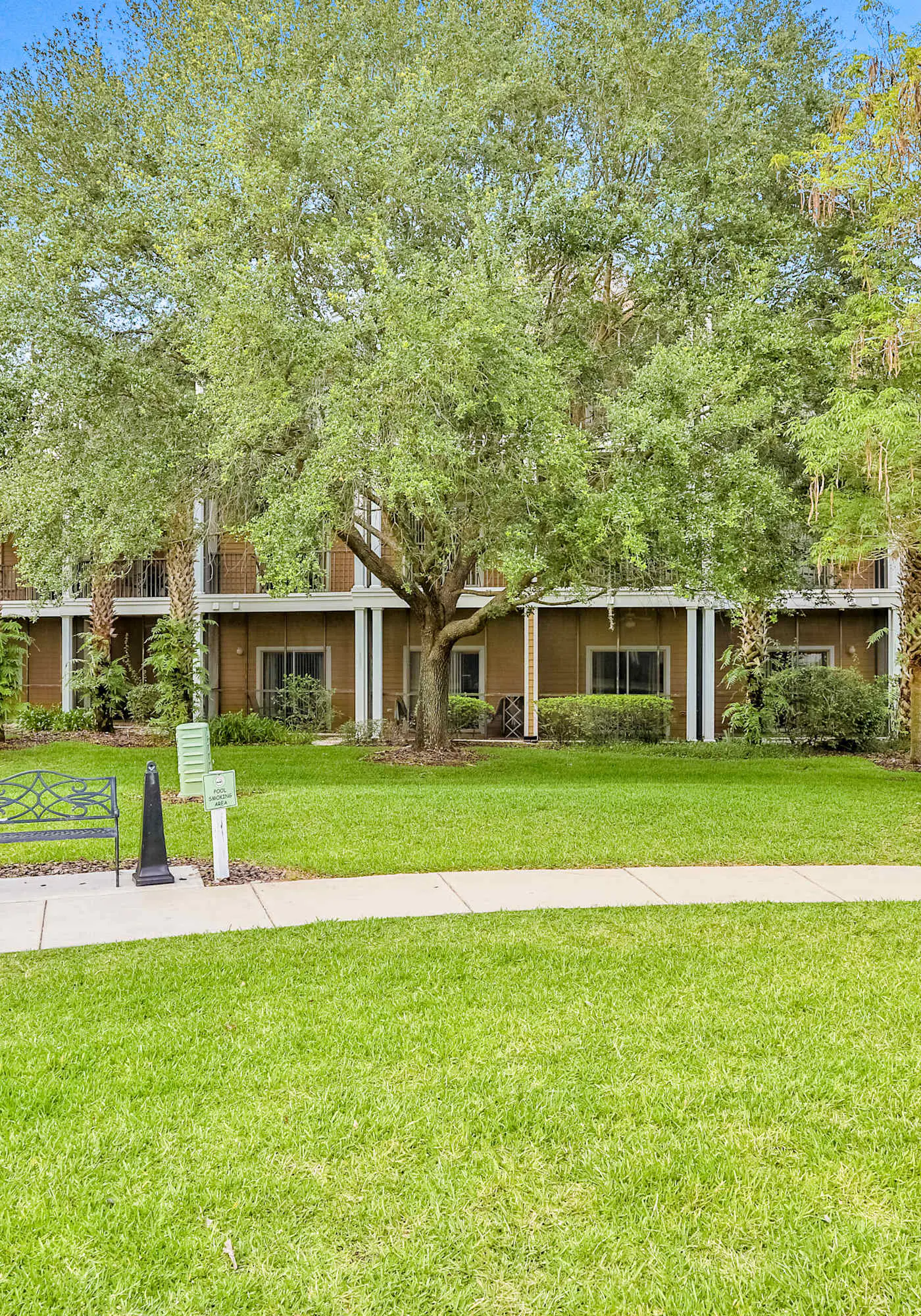 Condo w/ shared pools, fitness center - near Old Lake Davenport & Disney