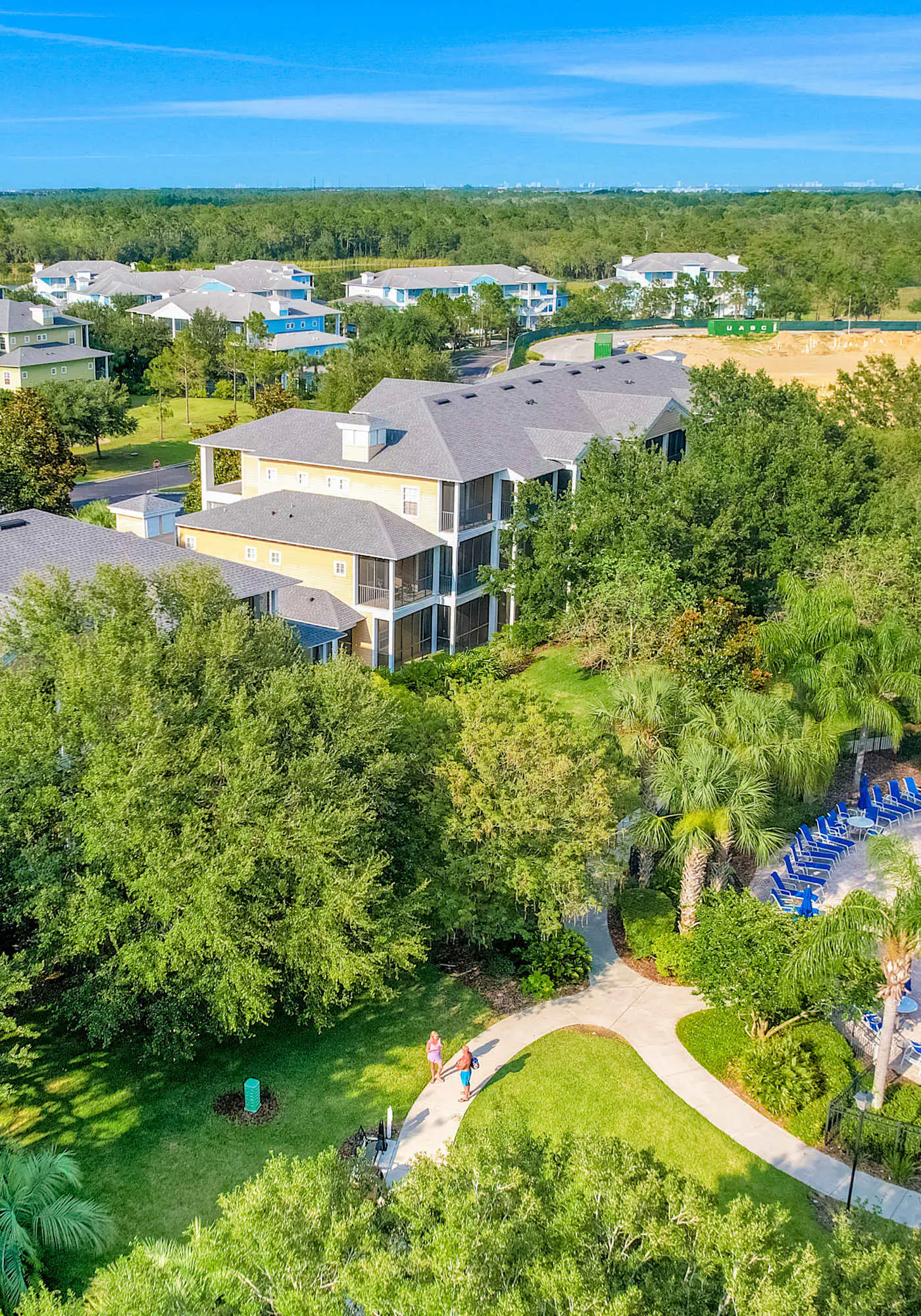 Condo w/ shared pools, fitness center - near Old Lake Davenport & Disney